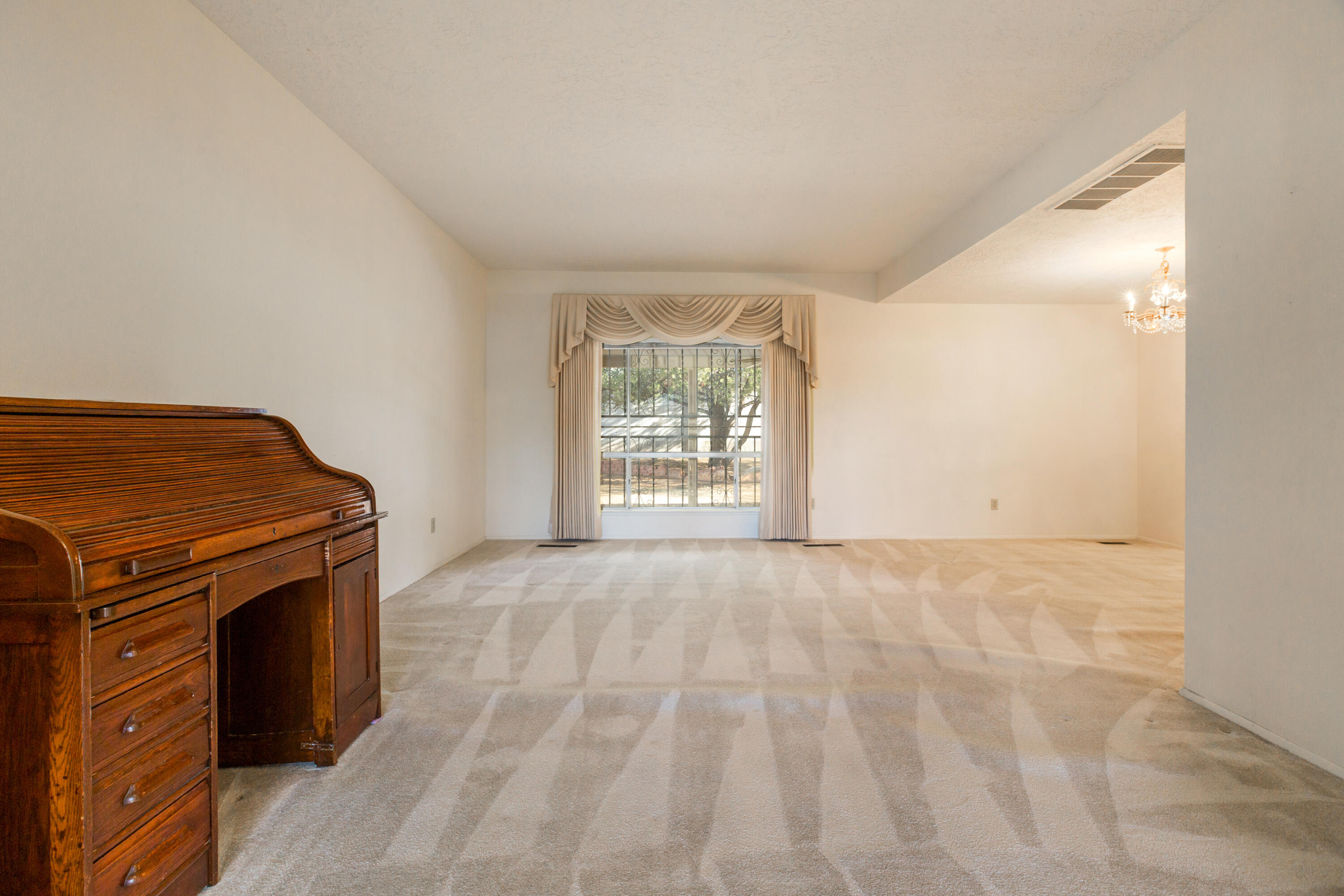 6012 Torreon Drive NE