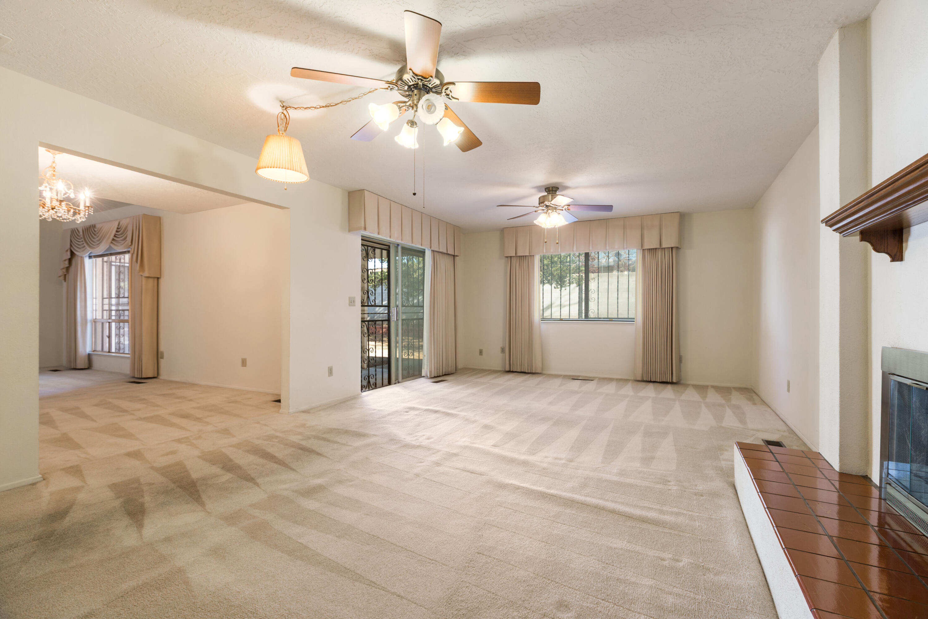 6012 Torreon Drive NE