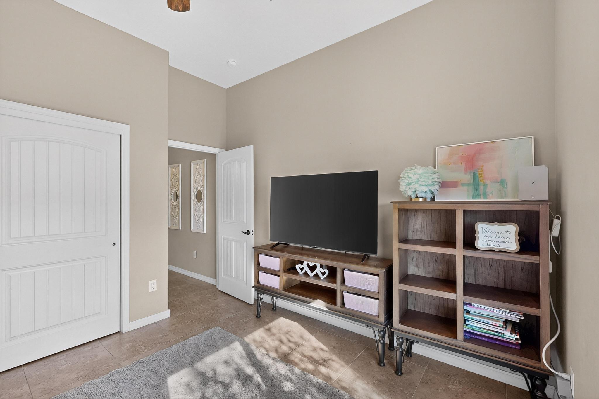 7201 Hapsburg Road NE