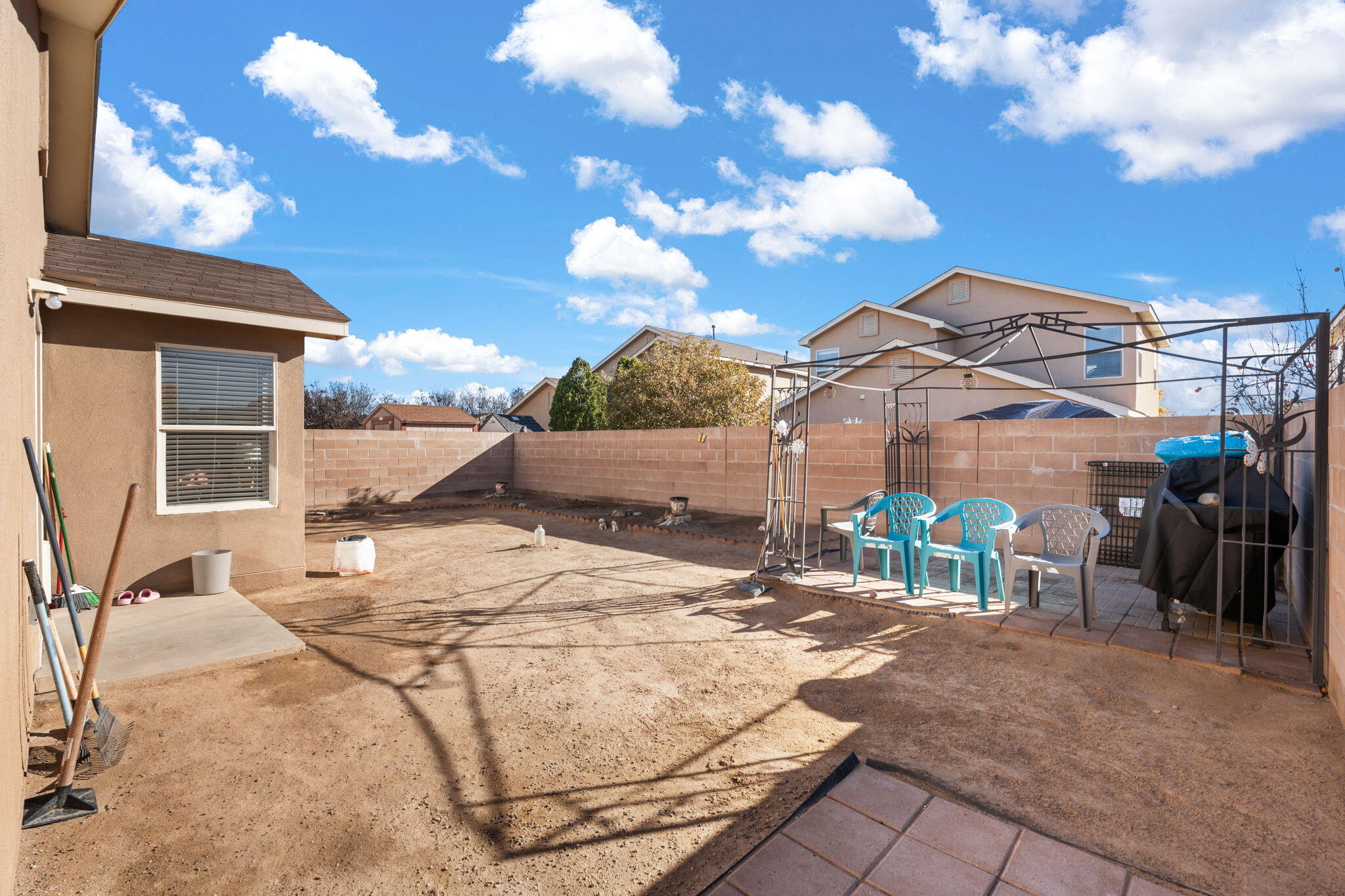 1105 Telstar Loop NW