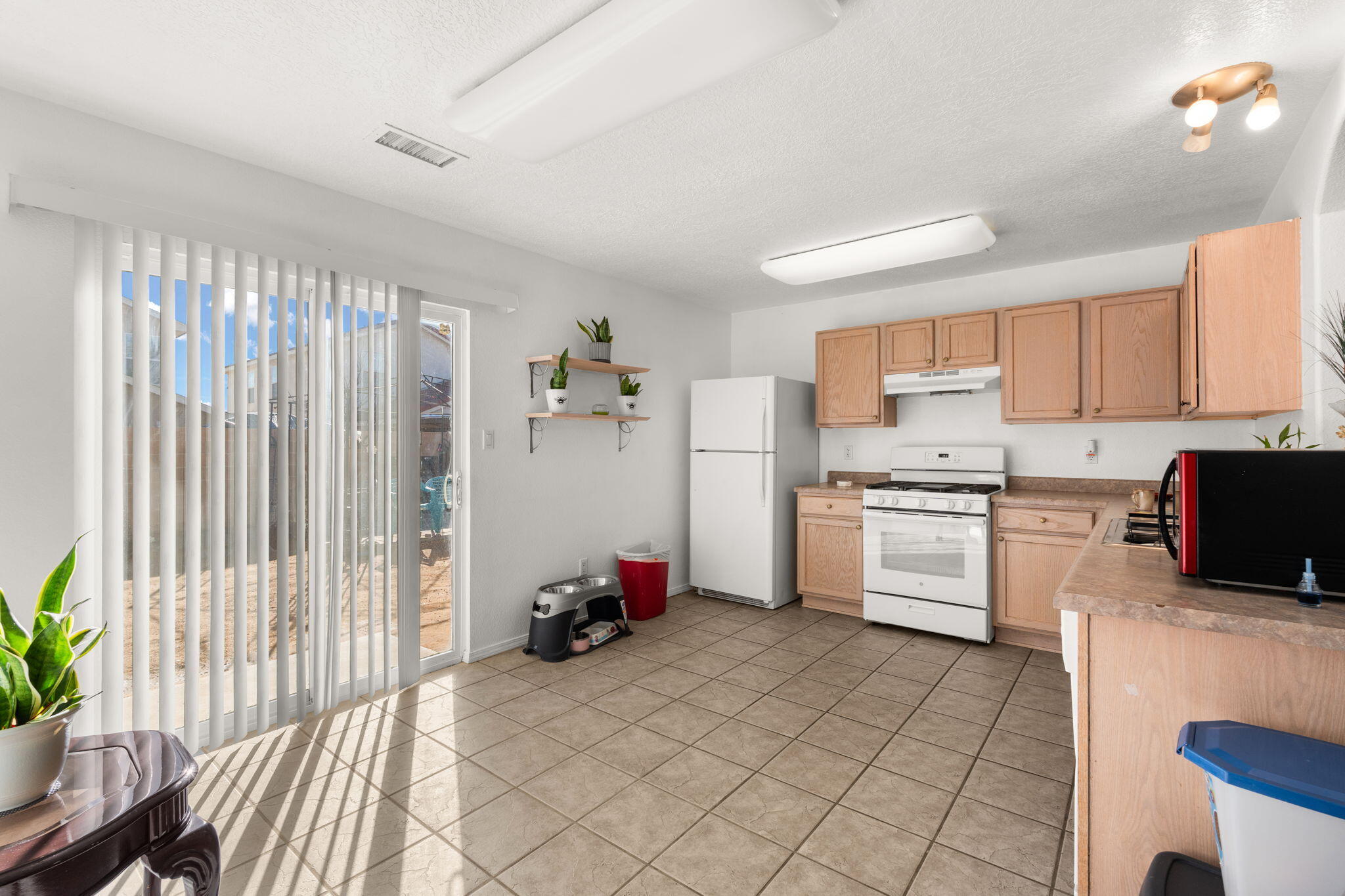 1105 Telstar Loop NW