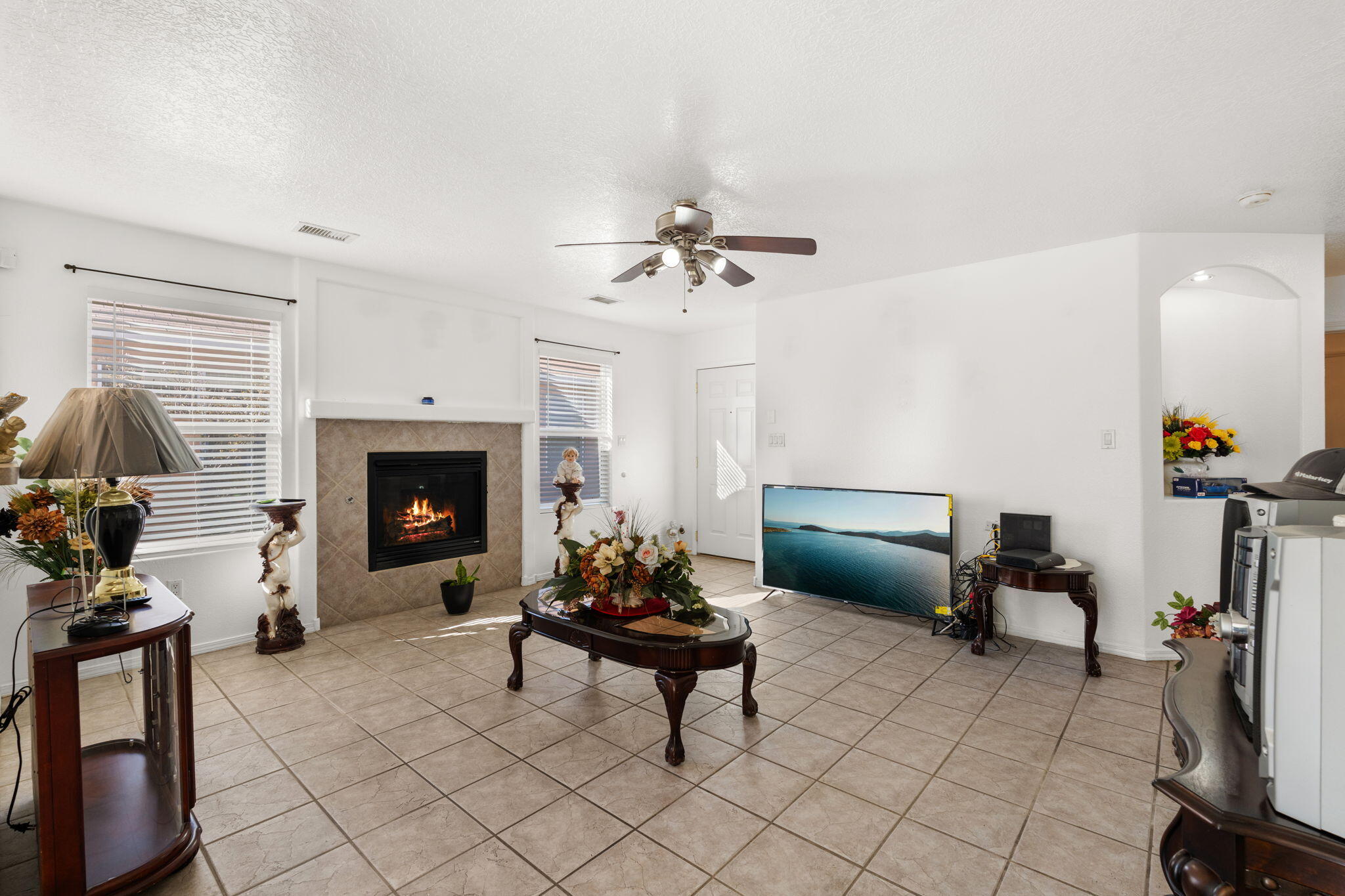 1105 Telstar Loop NW