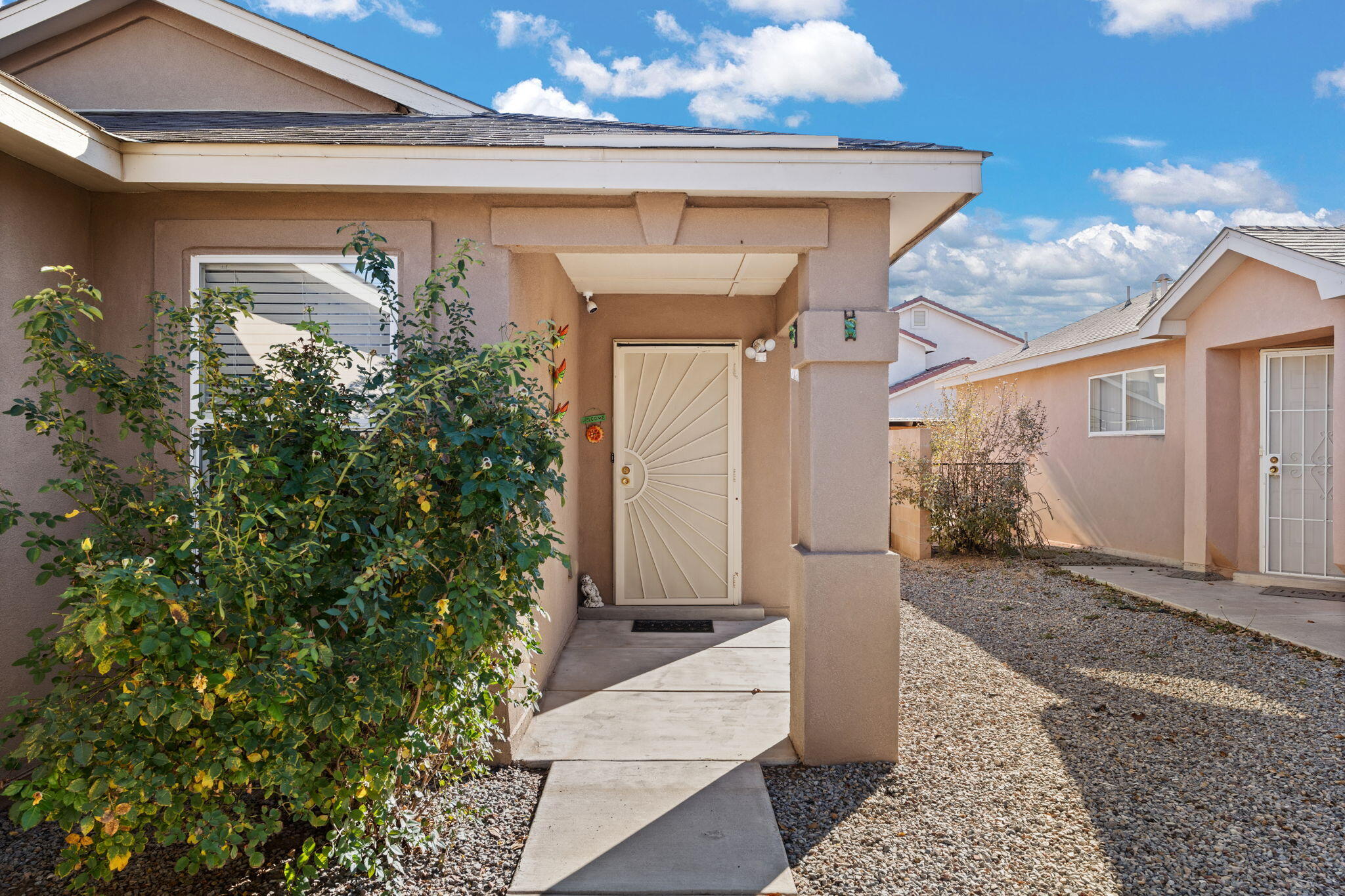 1105 Telstar Loop NW