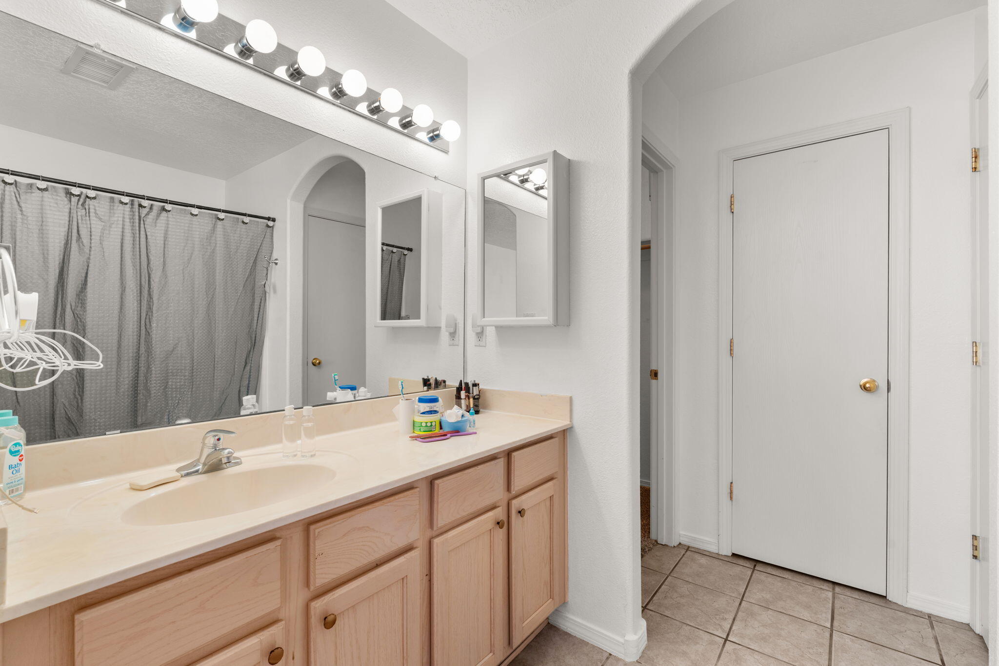 1105 Telstar Loop NW