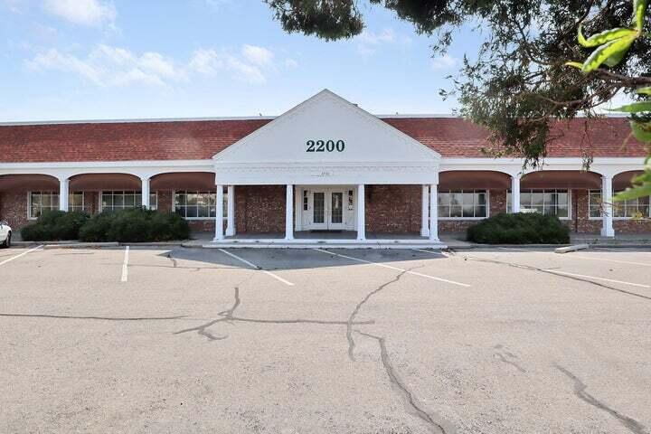 2200 Eubank Boulevard NE