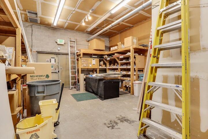 2200 Eubank Boulevard NE