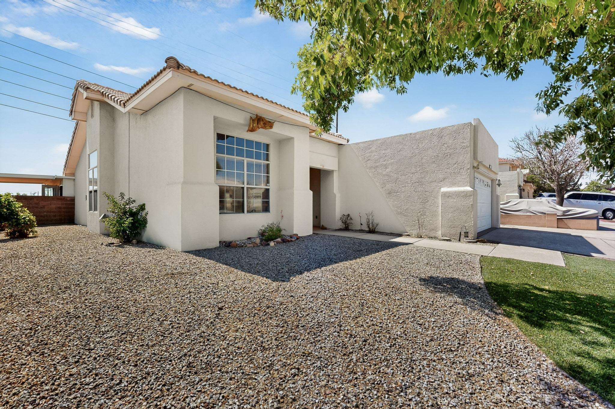 8004 Corte Del Viento NW