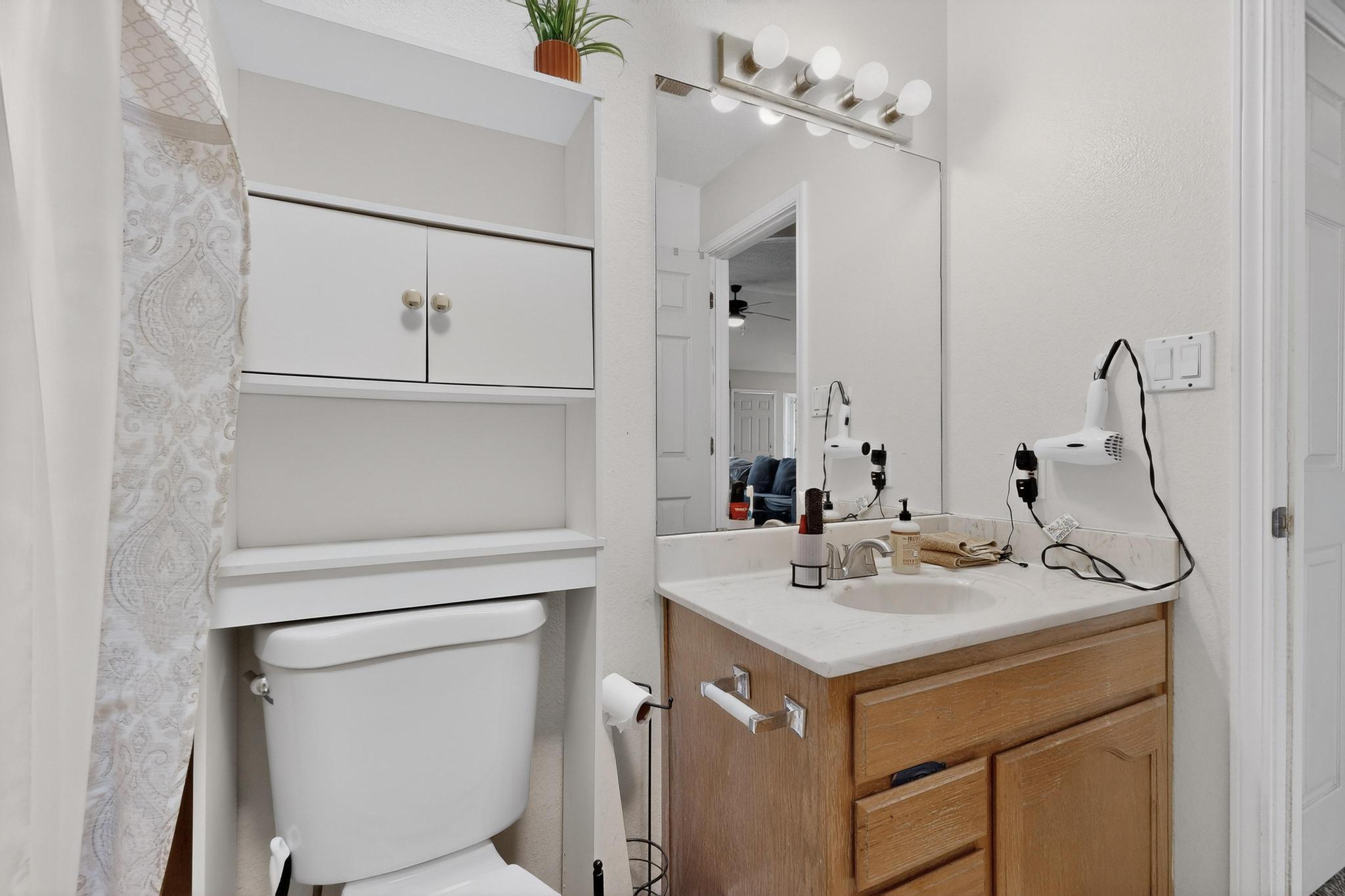 2001 Valley View Drive SW