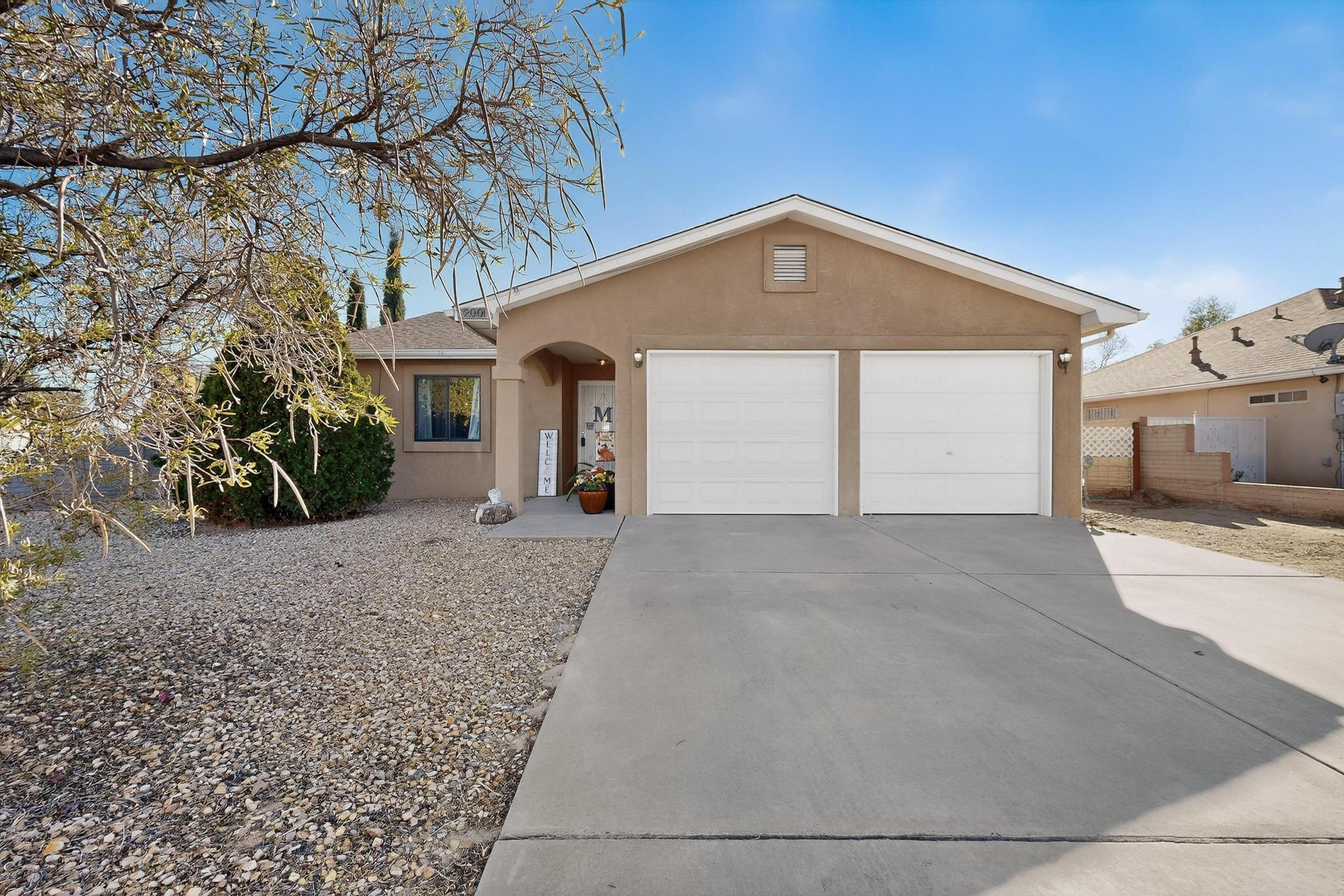 2001 Valley View Drive SW