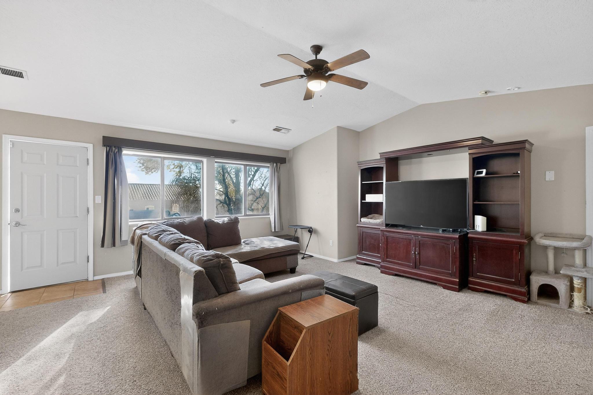 2001 Valley View Drive SW