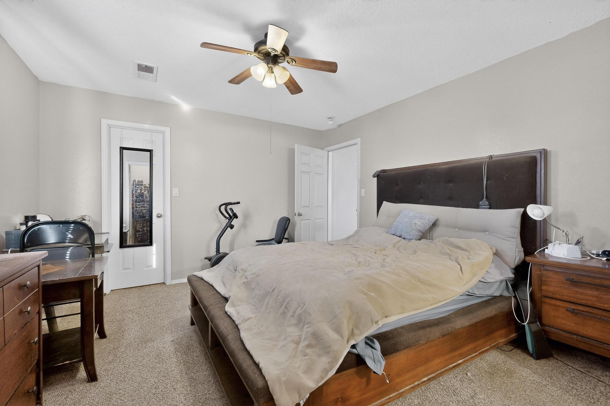 2001 Valley View Drive SW