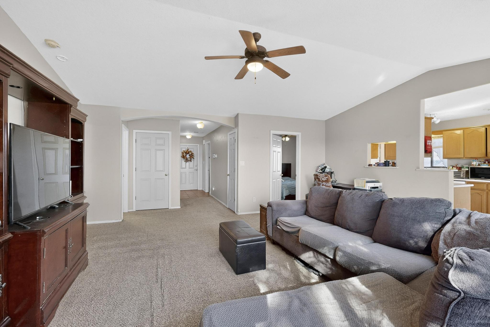 2001 Valley View Drive SW