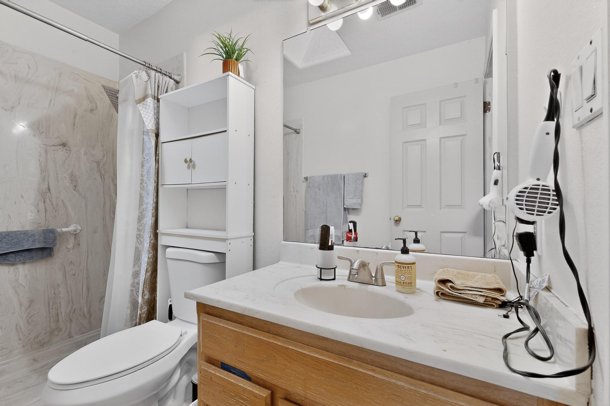 2001 Valley View Drive SW