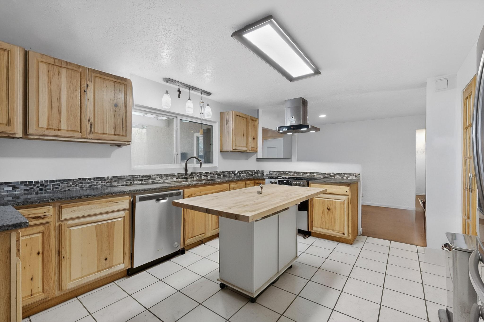 11601 Baldwin Avenue NE