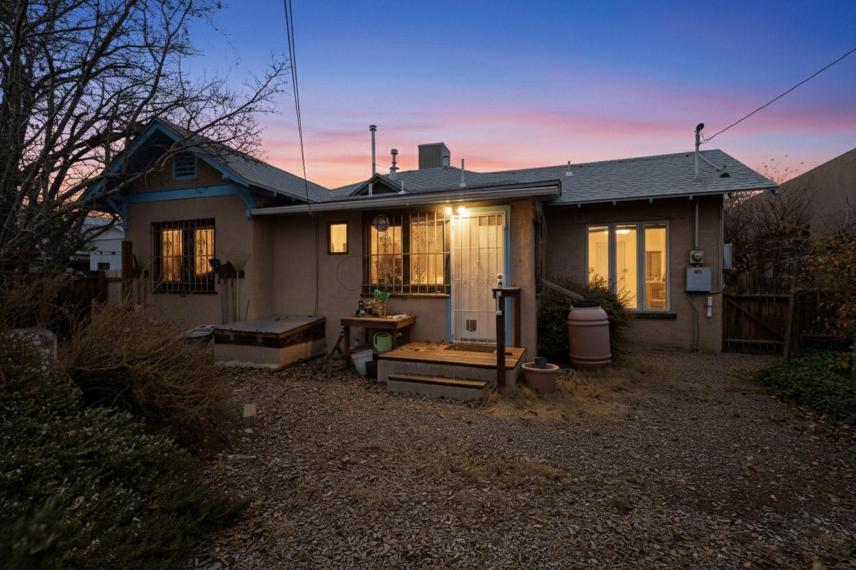 1005 Girard Boulevard NE