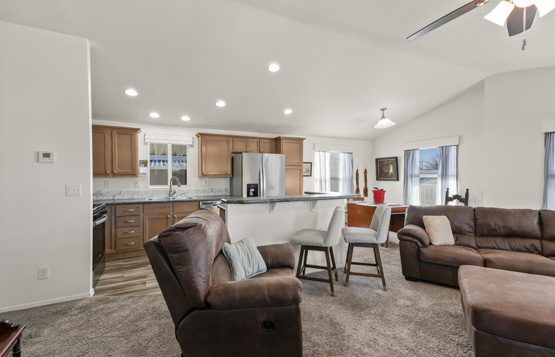 366 Antelope Circle SE