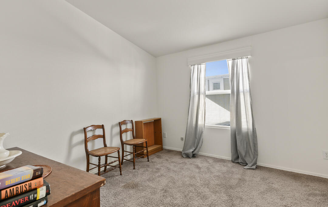 366 Antelope Circle SE