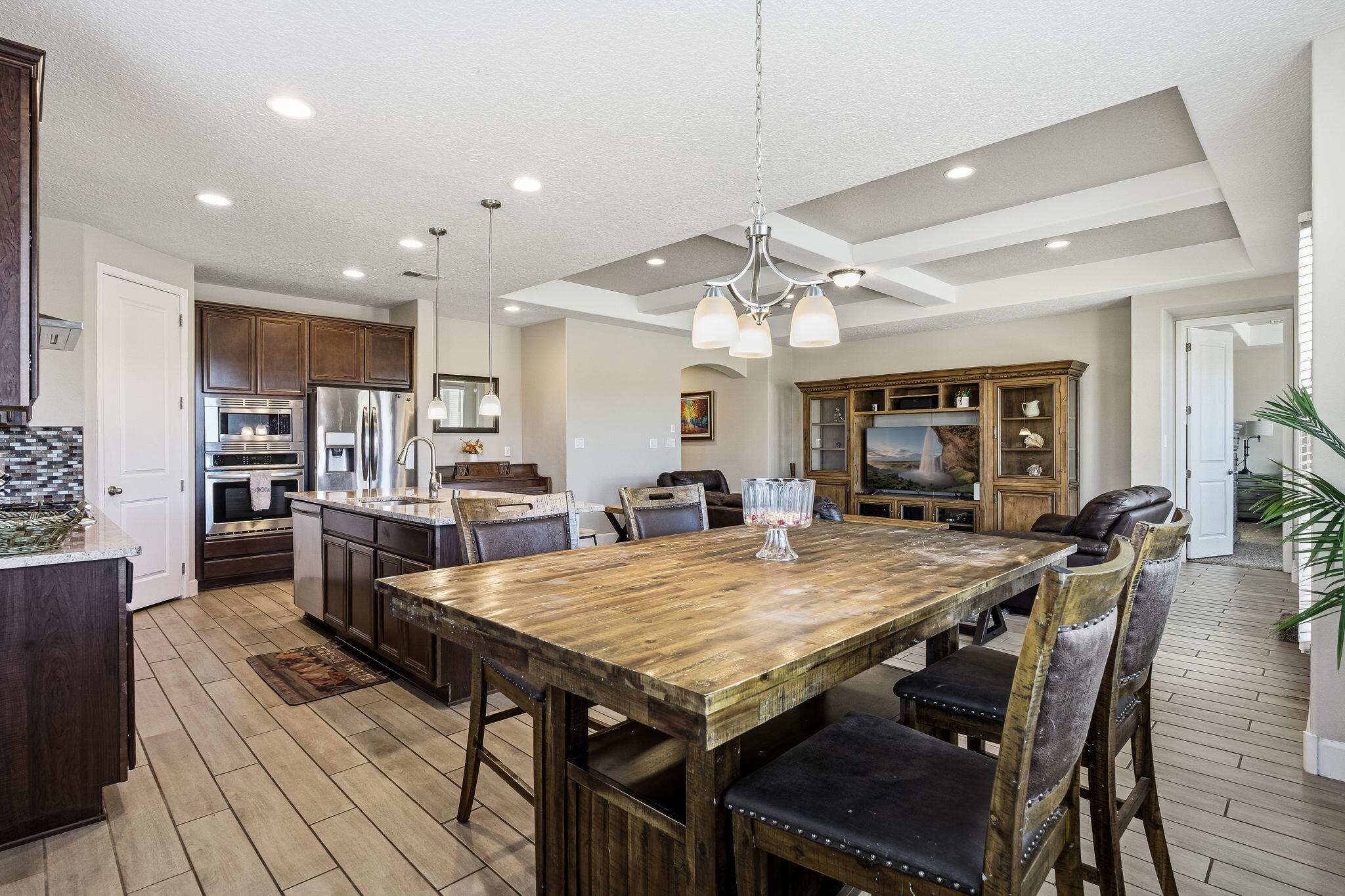 8815 Downburst Avenue NW