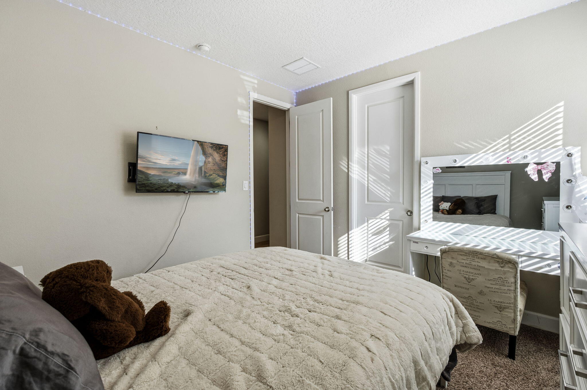 8815 Downburst Avenue NW