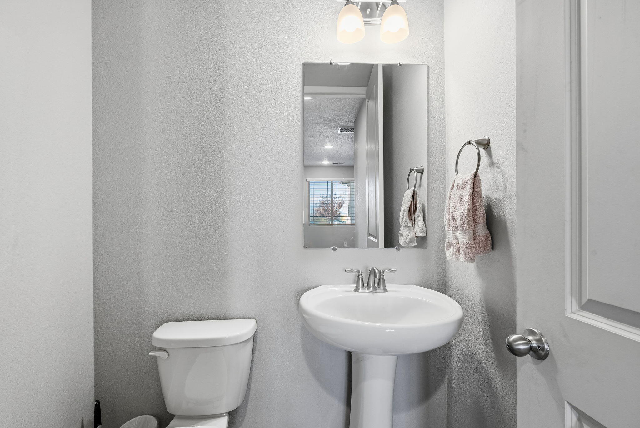 8815 Downburst Avenue NW