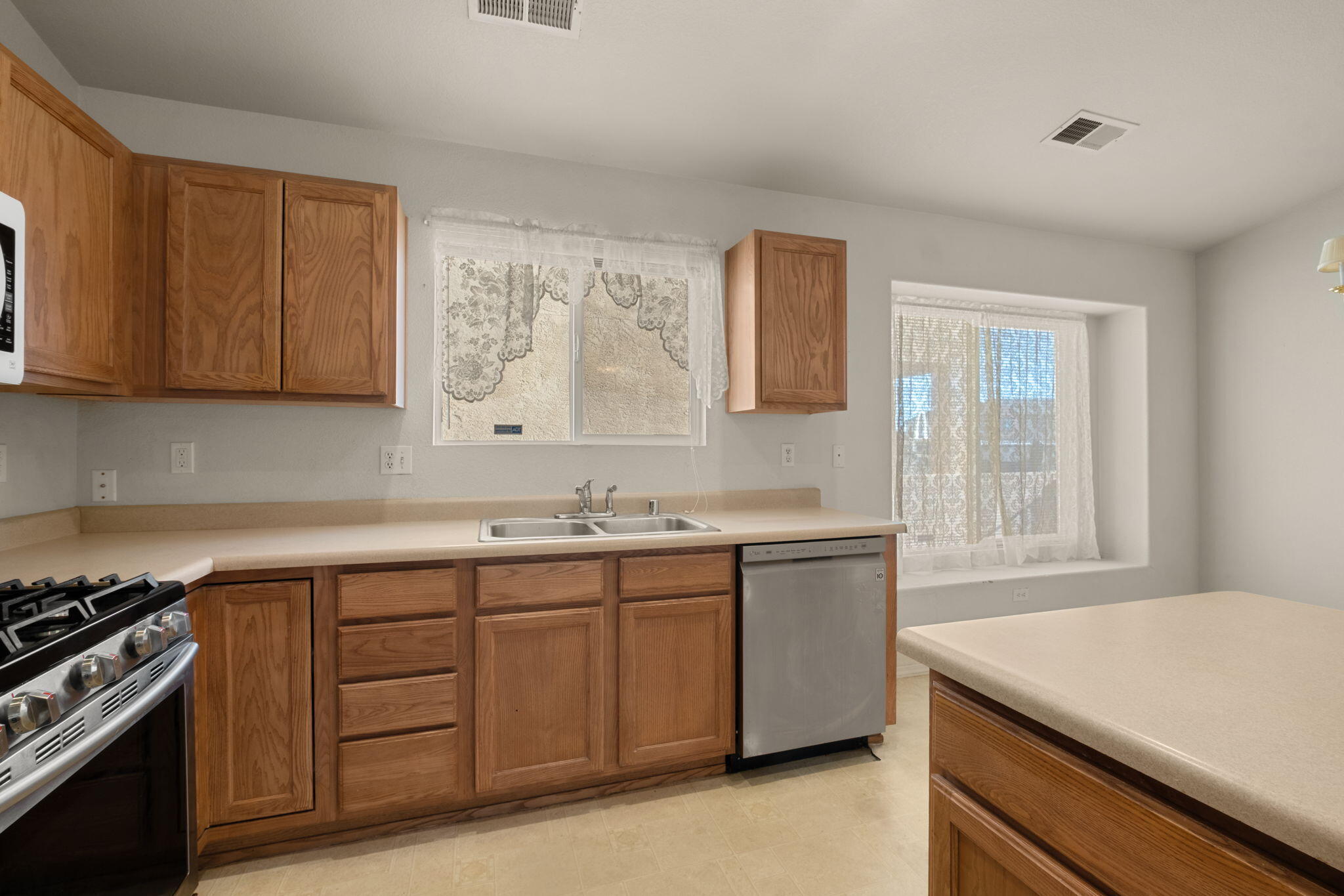 3852 Tranquil Meadows Drive