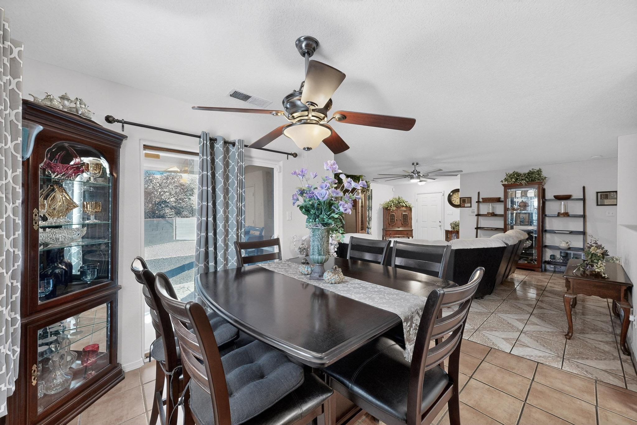 560 Little Wings Loop Loop SW