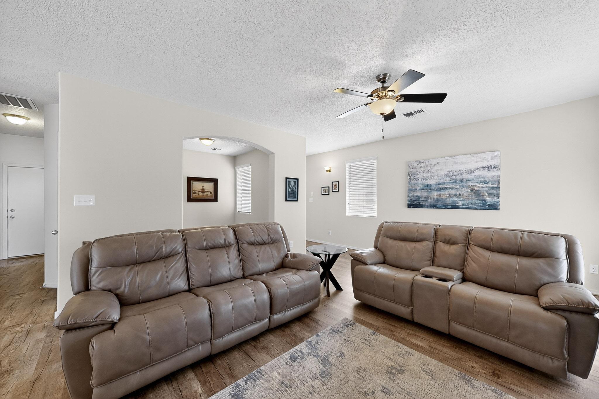 1419 Blue Sky Loop NE