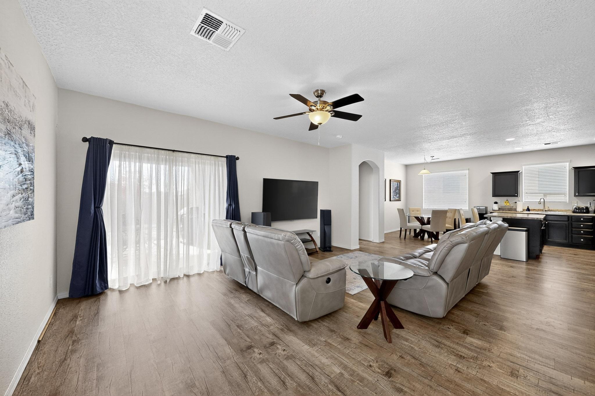 1419 Blue Sky Loop NE