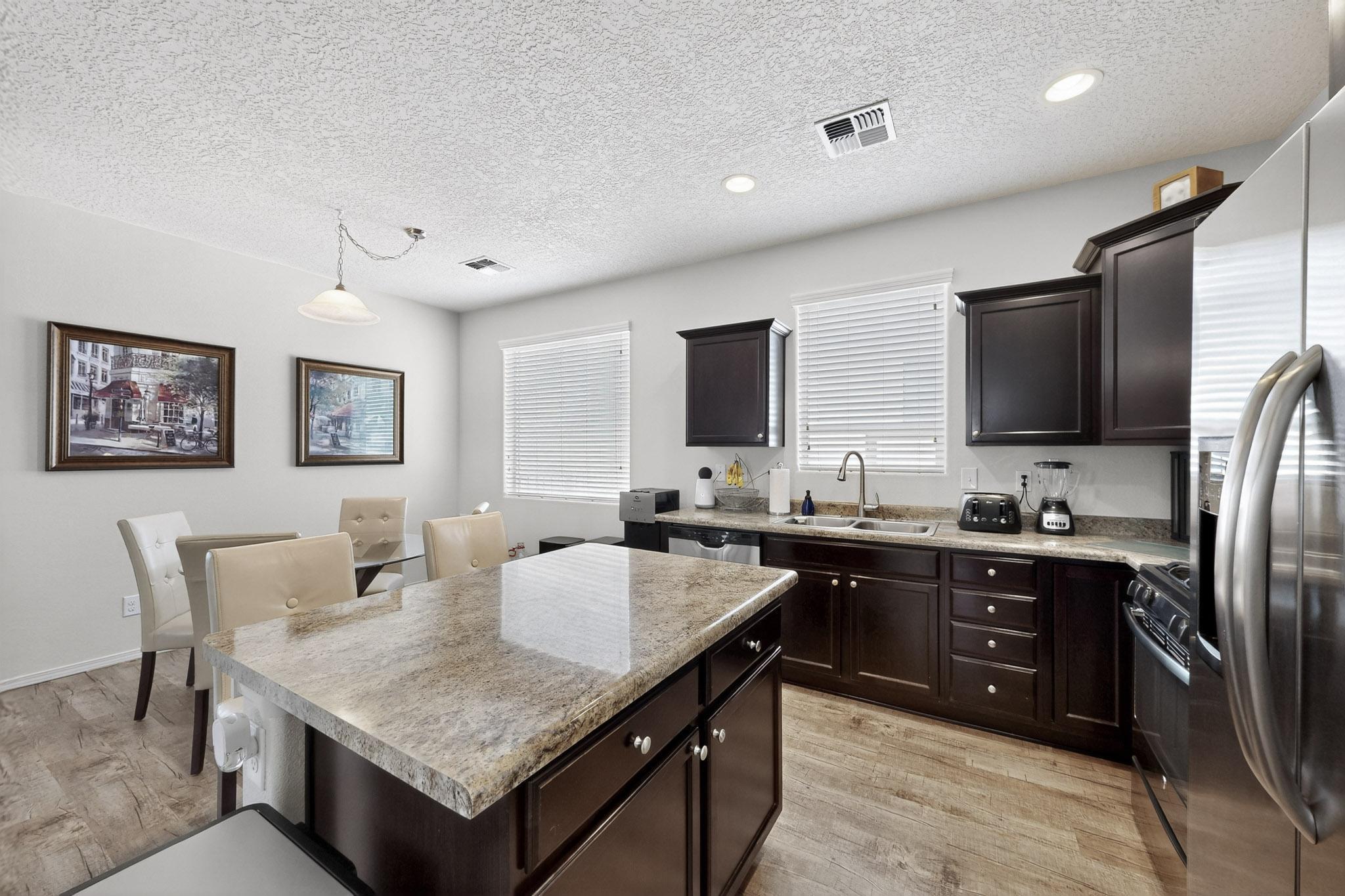 1419 Blue Sky Loop NE