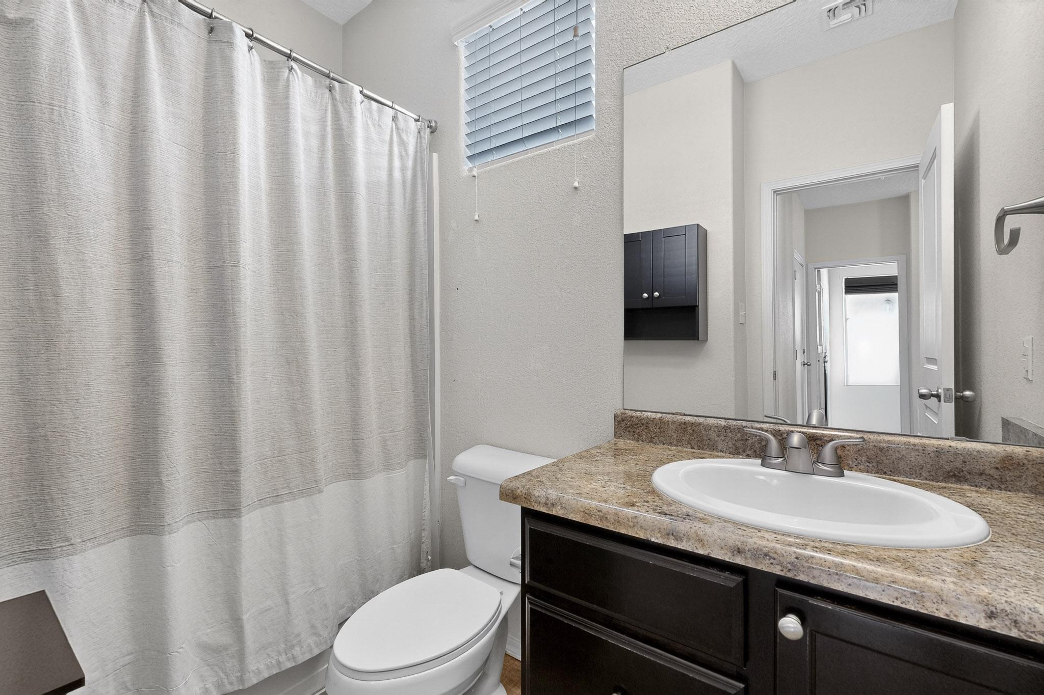 1419 Blue Sky Loop NE