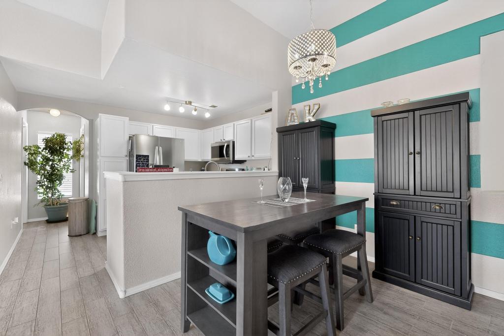 6501 San Antonio Drive NE 1801