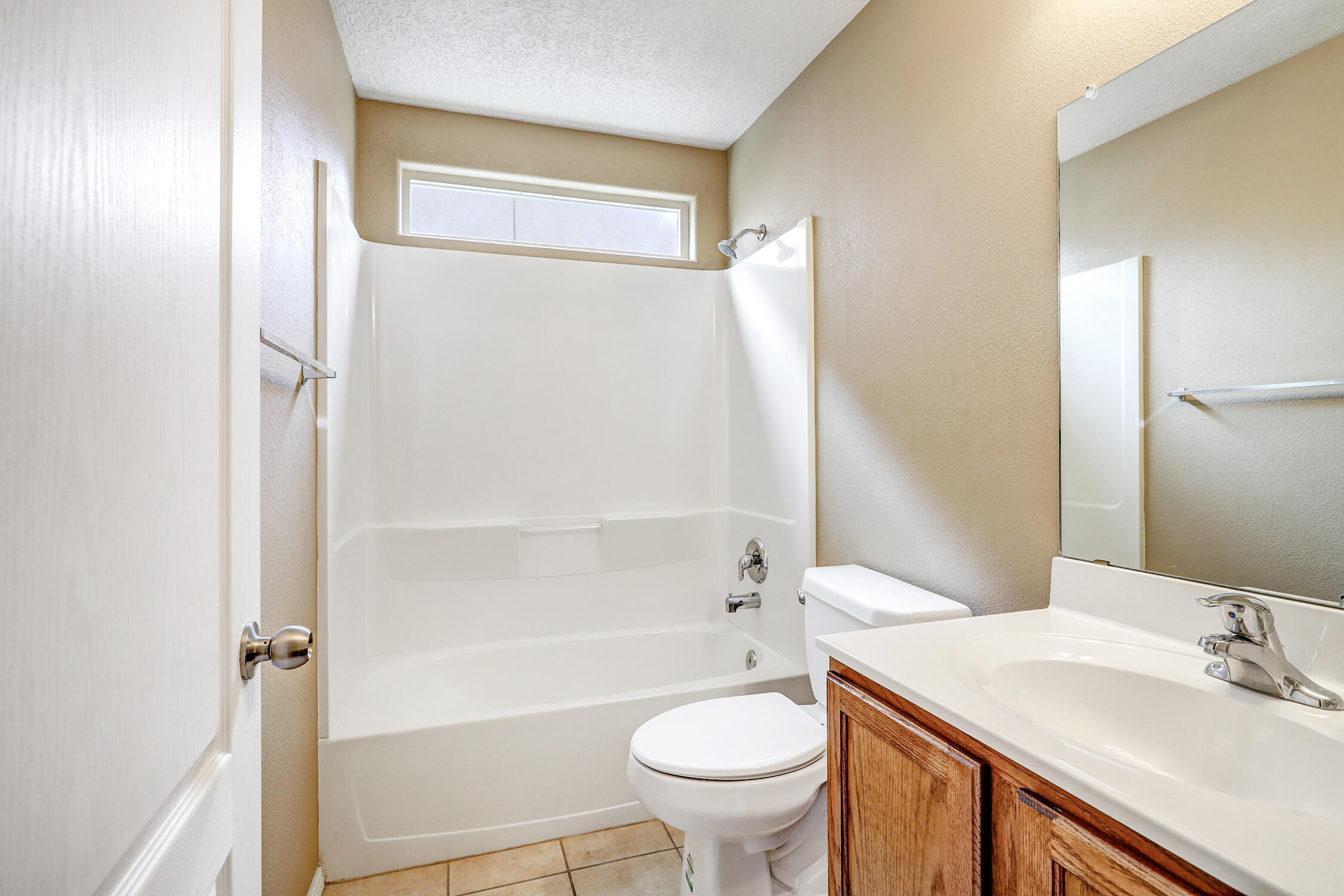 2238 Cortina Loop SE