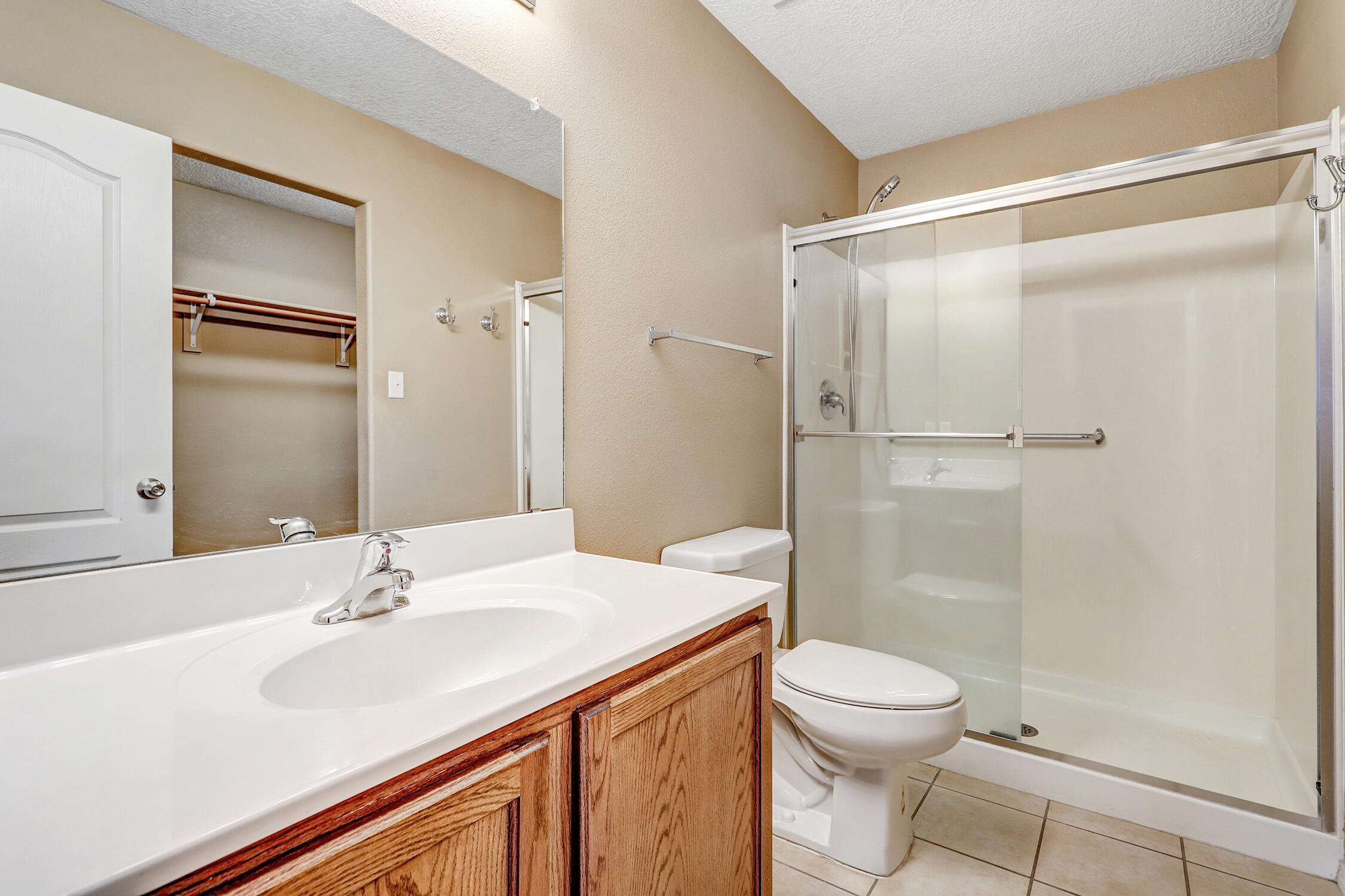 2238 Cortina Loop SE