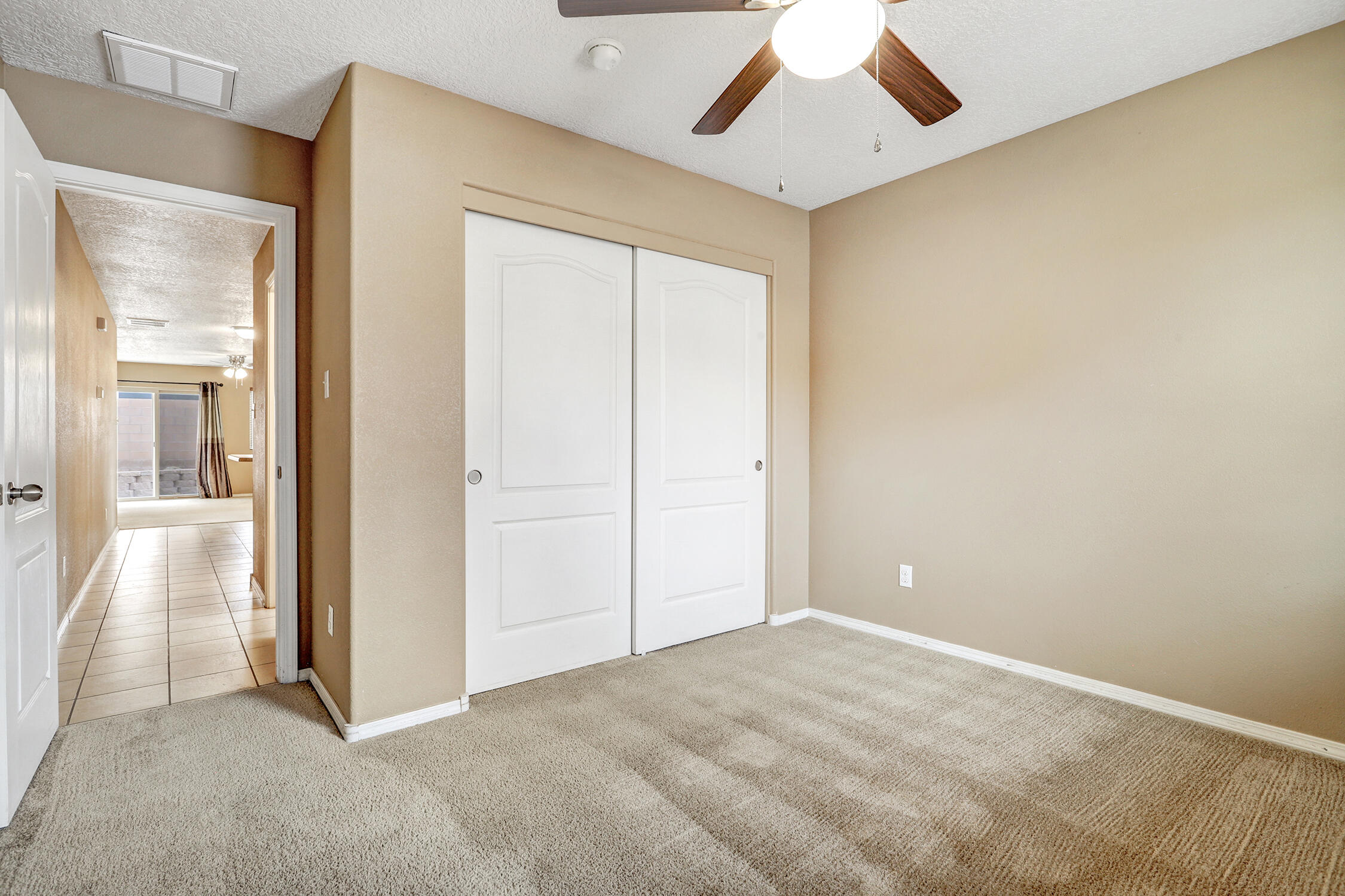 2238 Cortina Loop SE