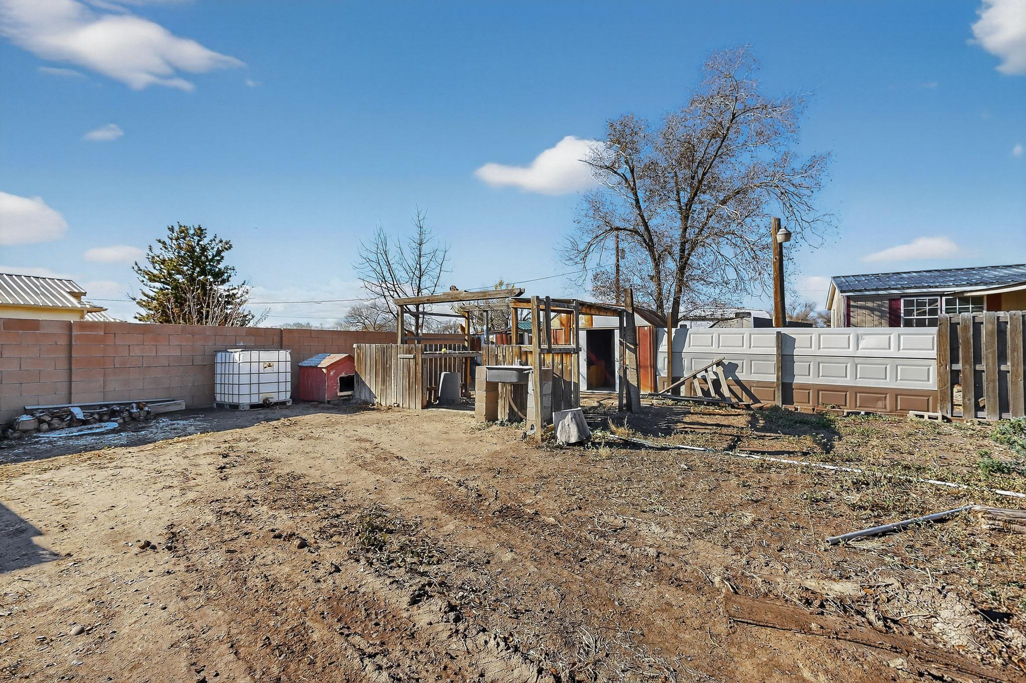 6327 Isleta Boulevard SW