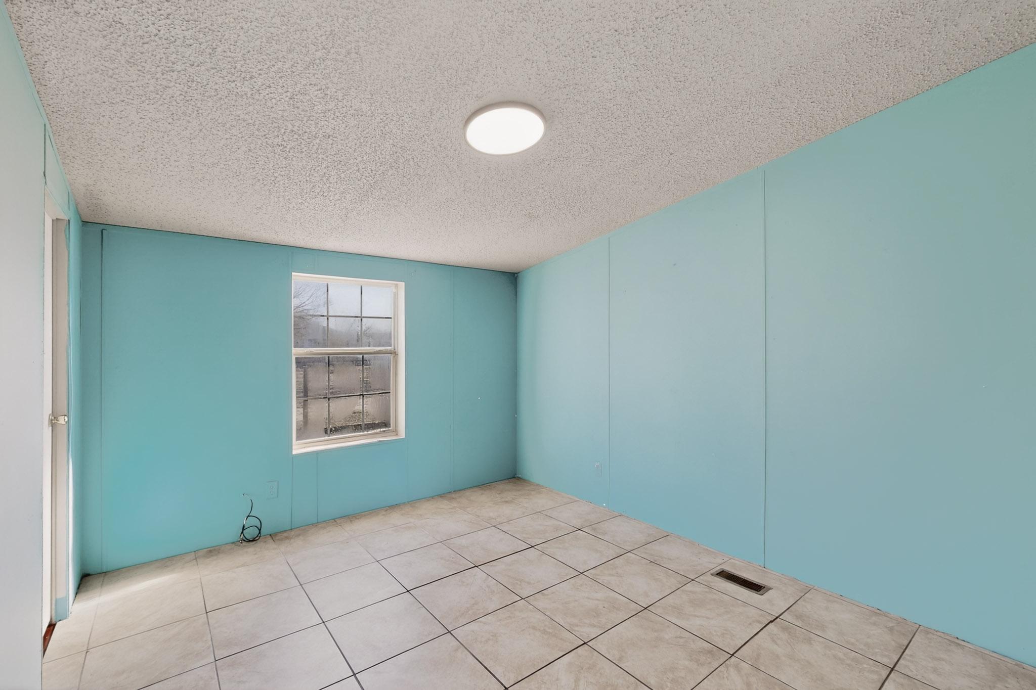 6327 Isleta Boulevard SW