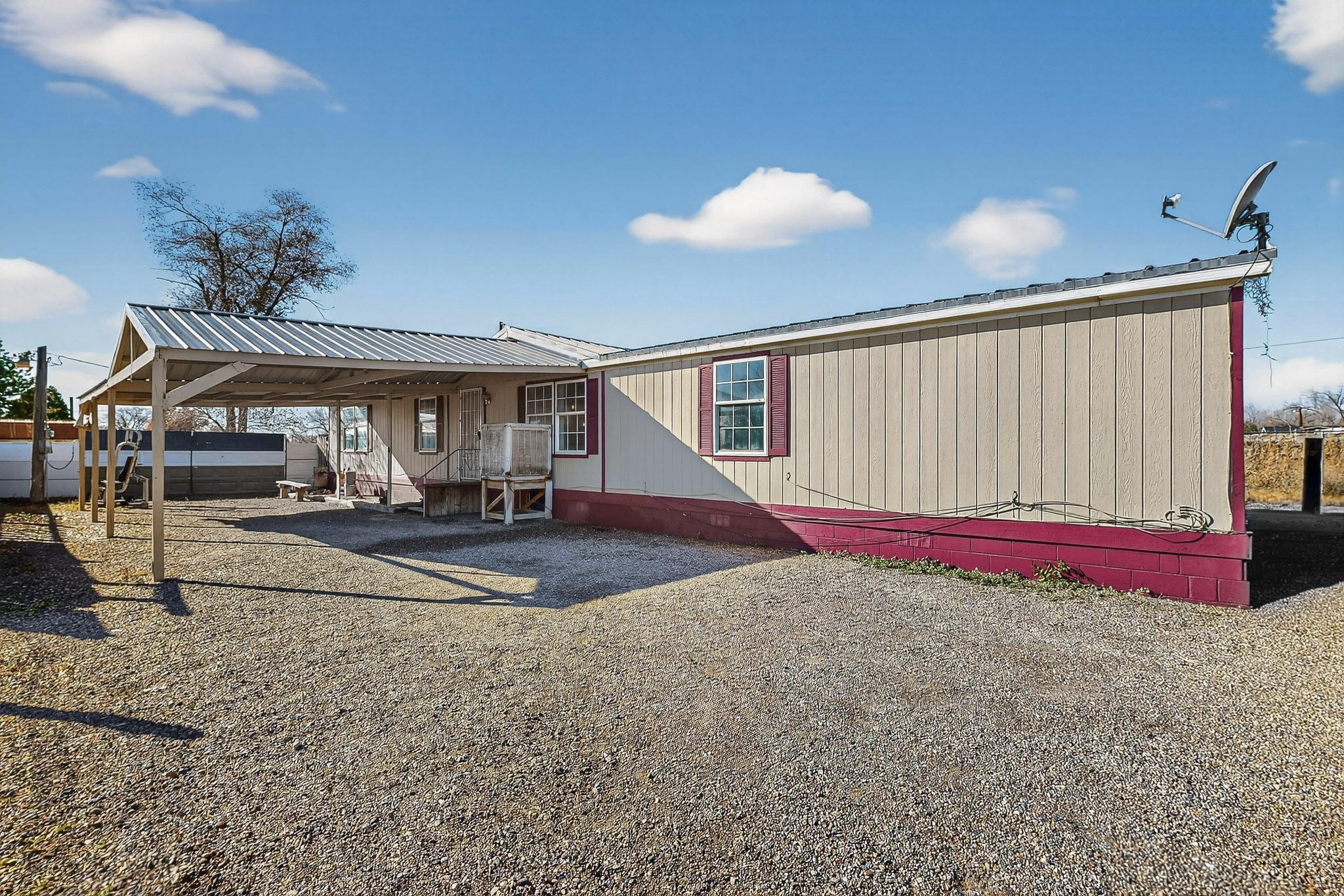 6327 Isleta Boulevard SW