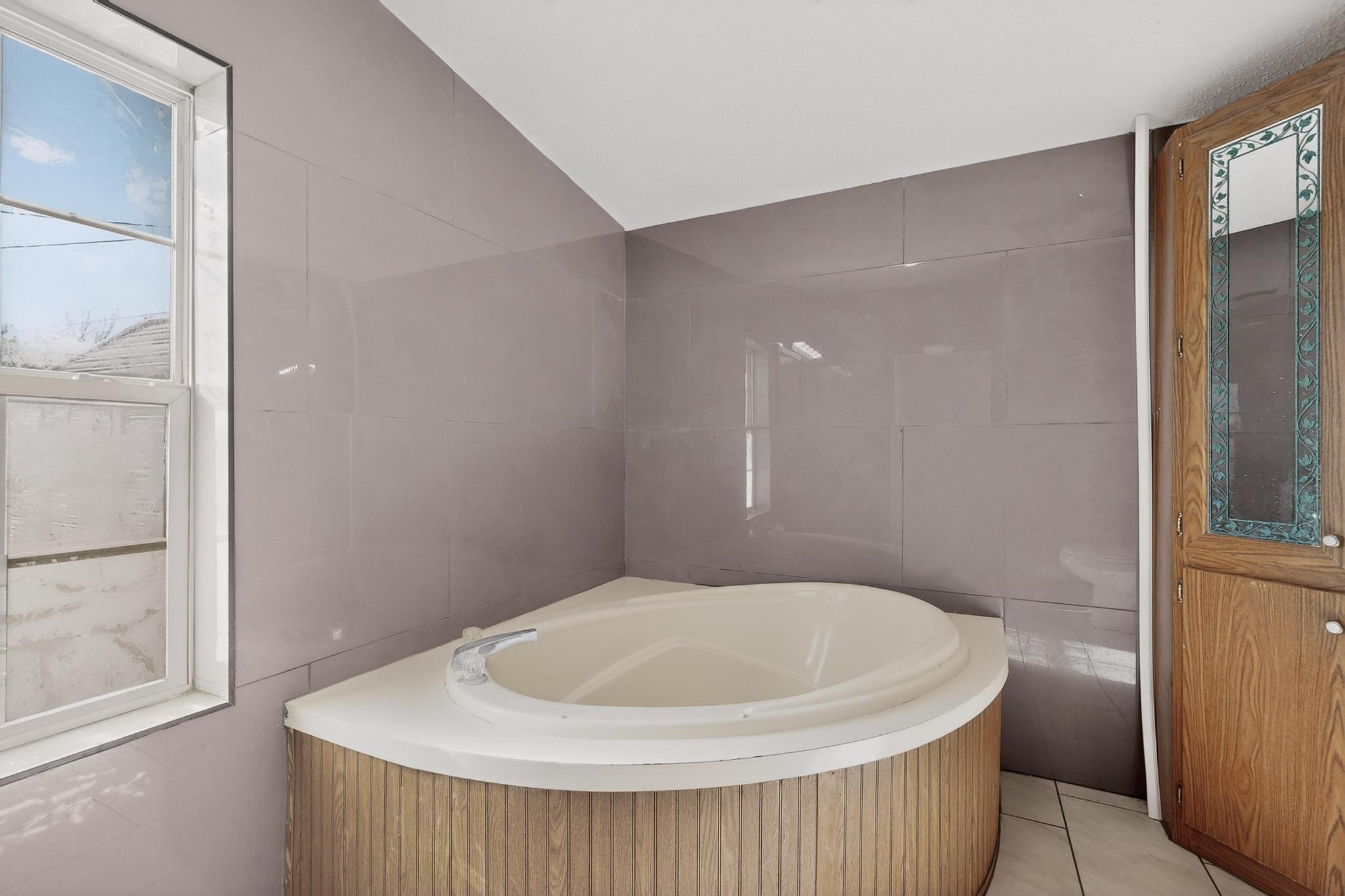 6327 Isleta Boulevard SW