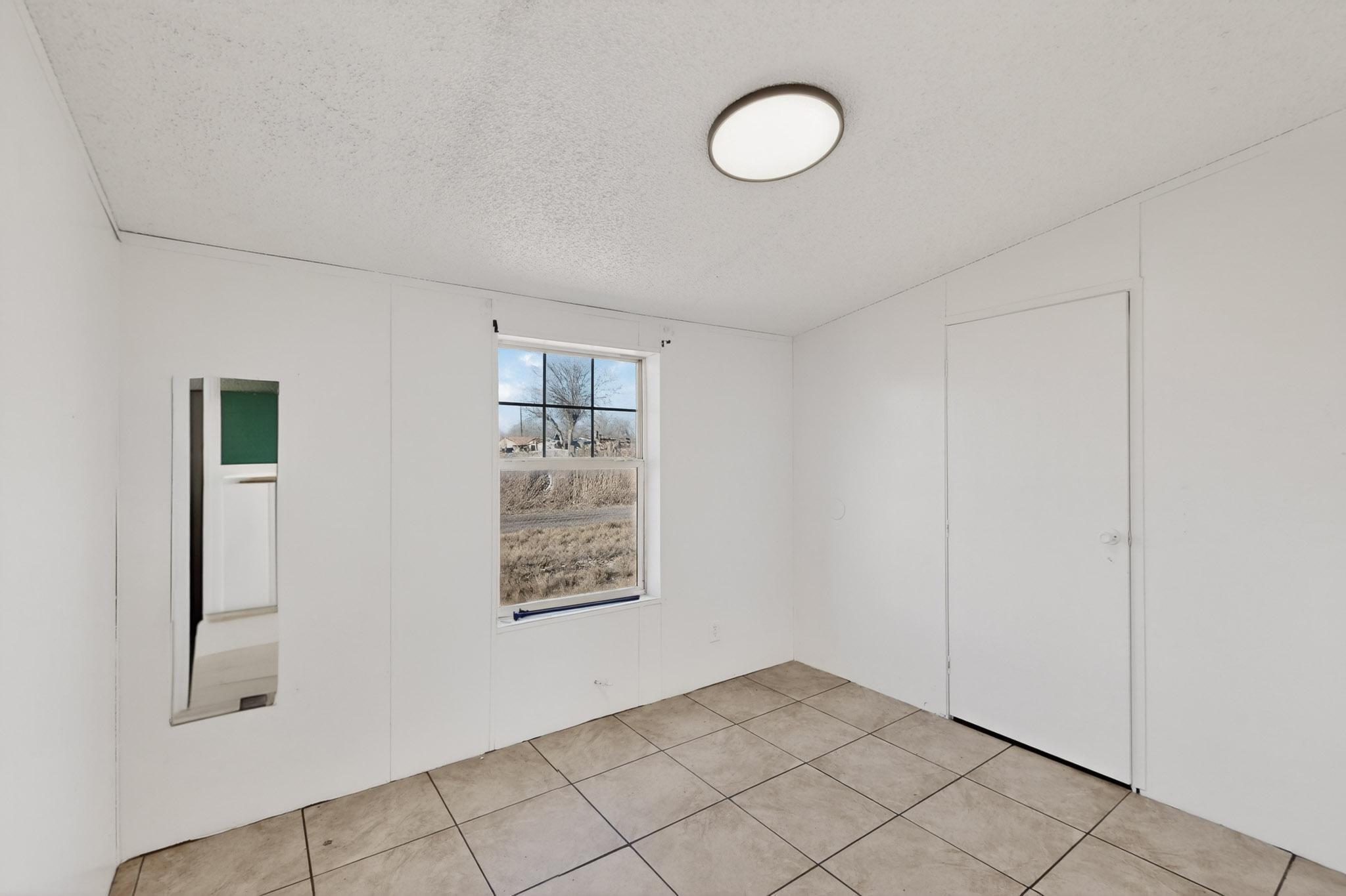 6327 Isleta Boulevard SW