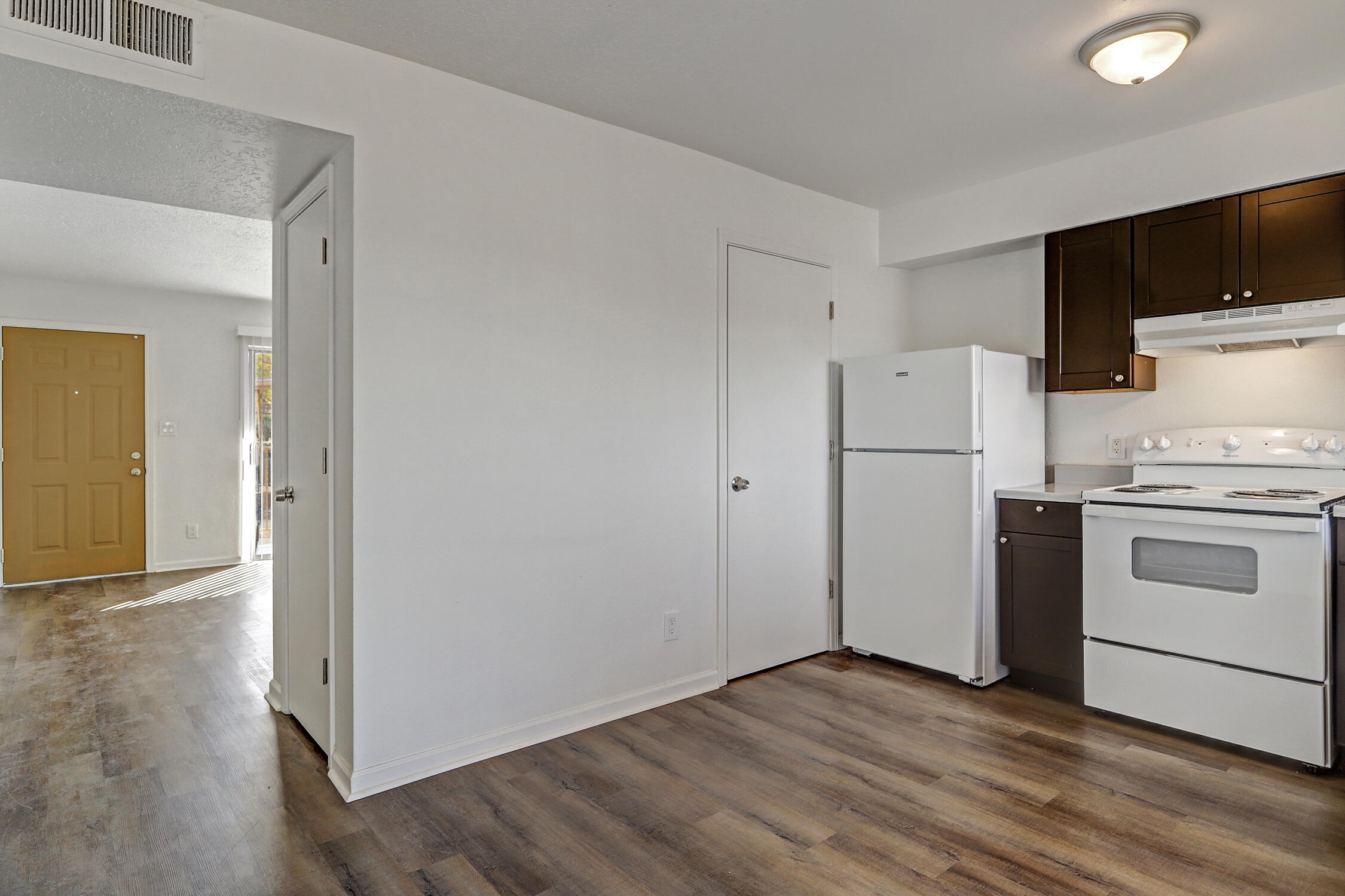 10789 Towner Avenue NE