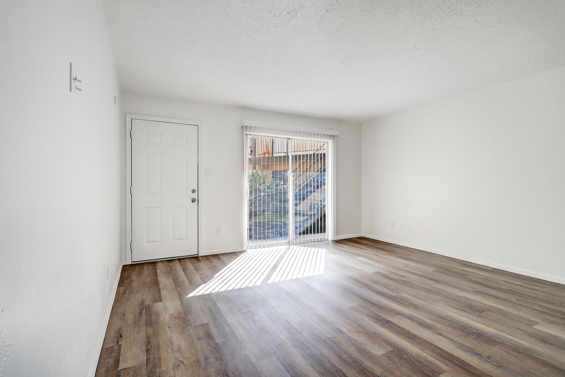 10789 Towner Avenue NE