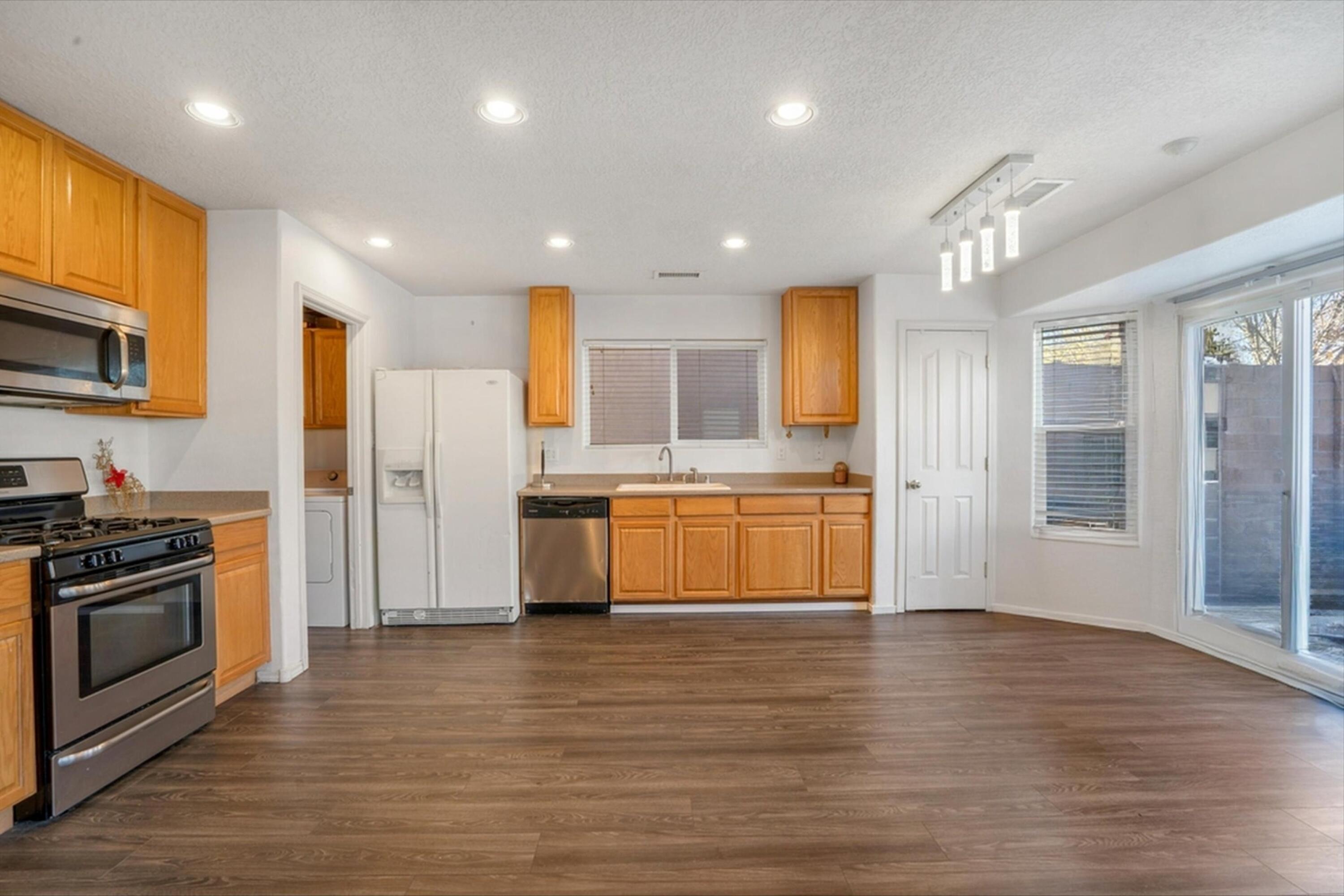 10731 Humphries Lane SW