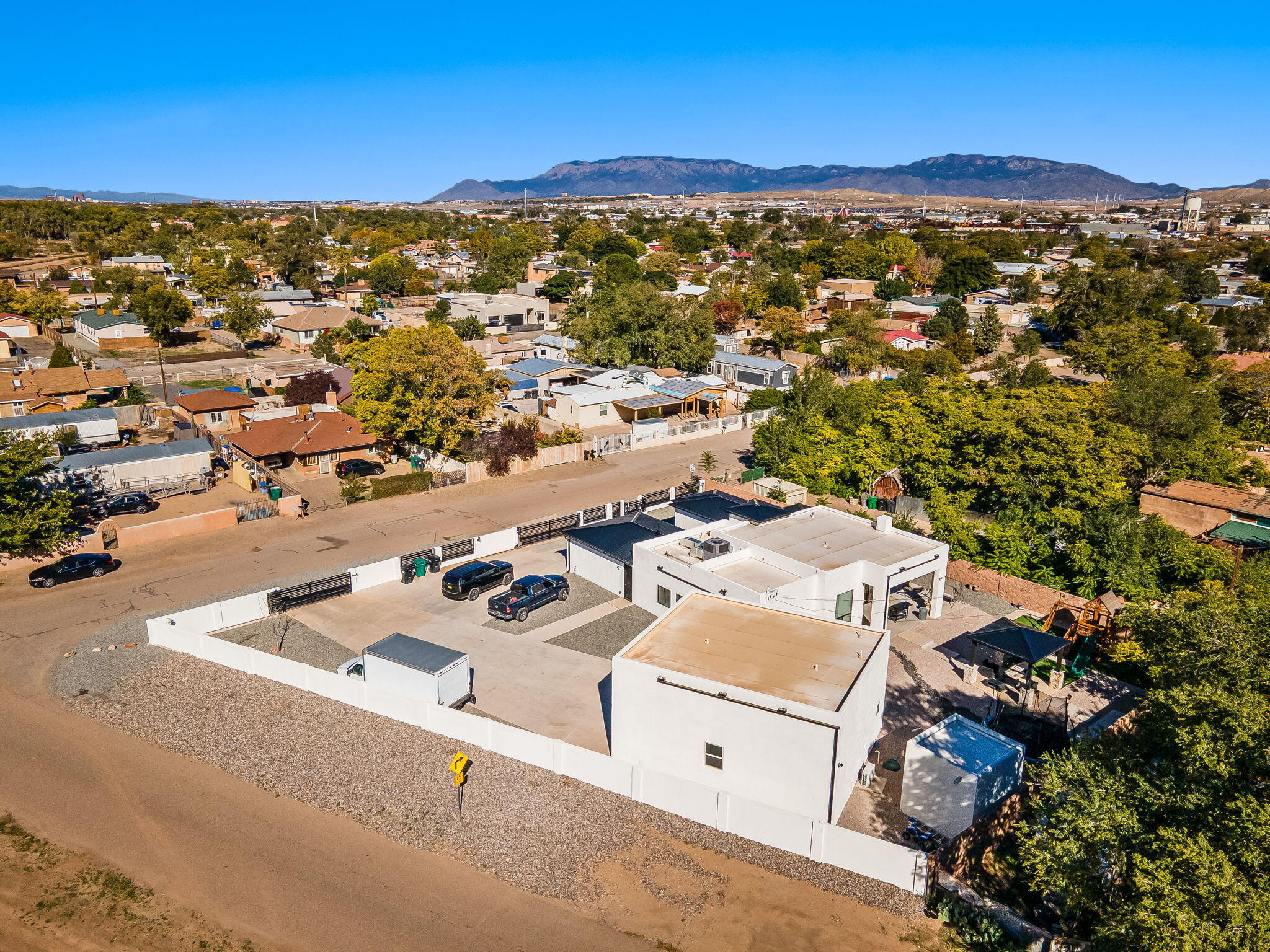 328 Camino Siete Road SW