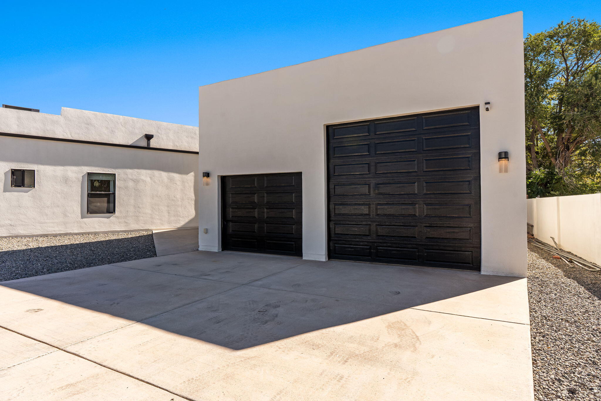 328 Camino Siete Road SW