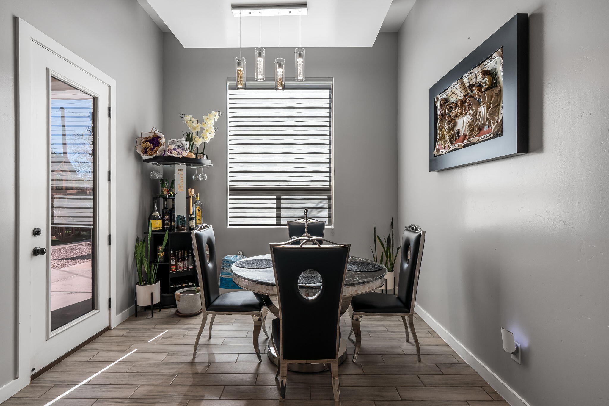 328 Camino Siete Road SW