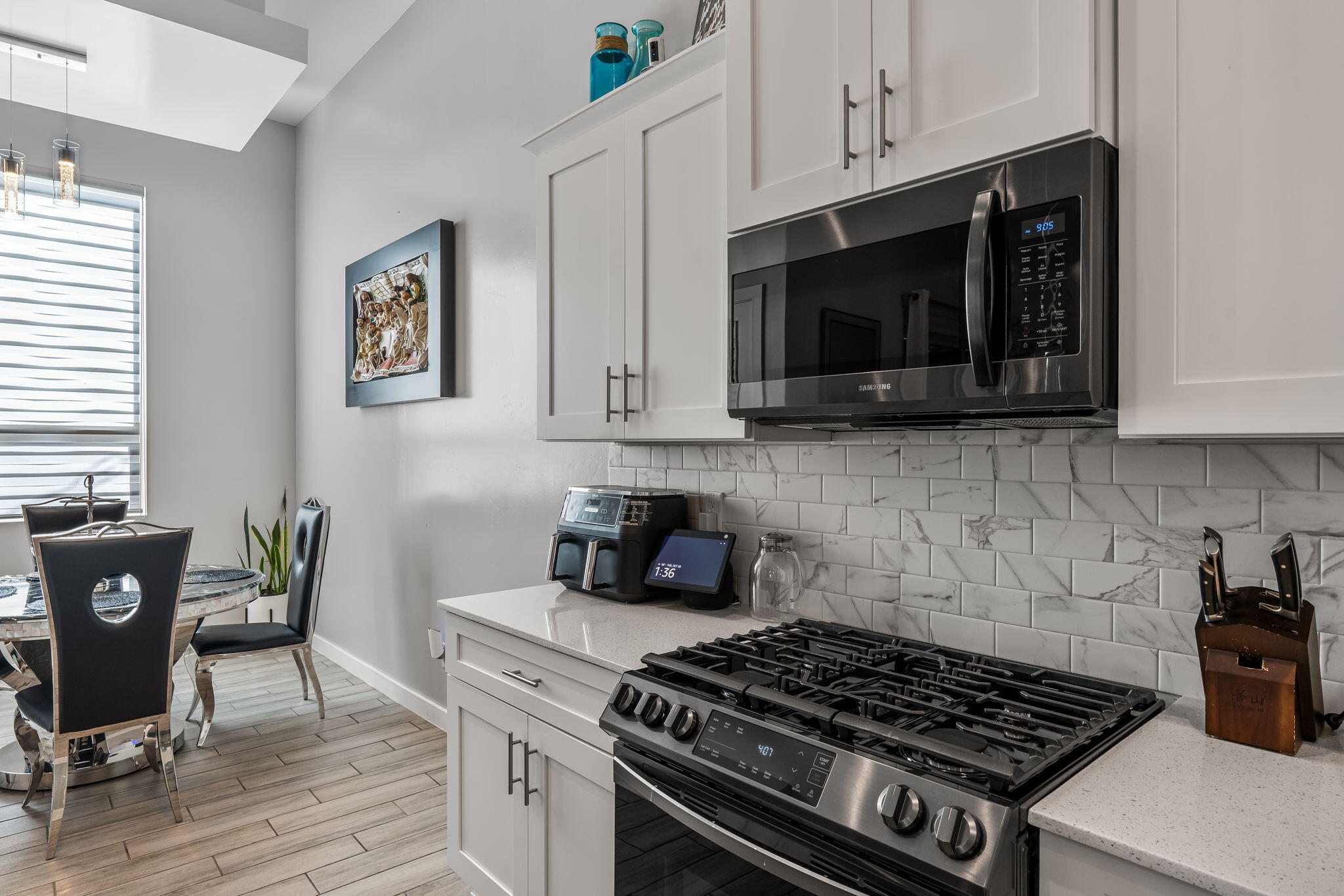 328 Camino Siete Road SW