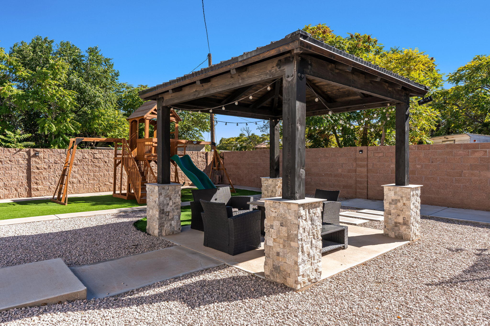 328 Camino Siete Road SW