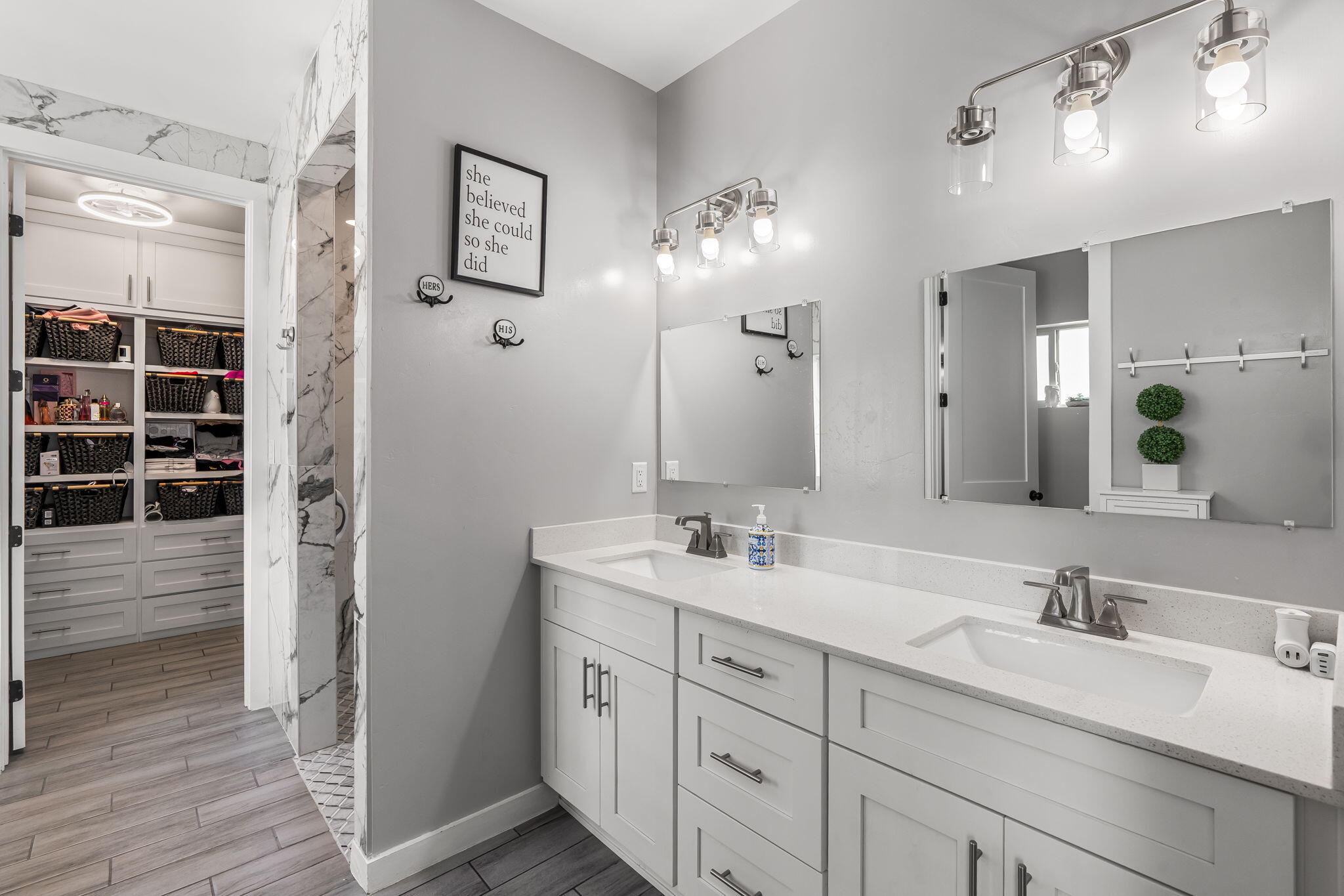 328 Camino Siete Road SW