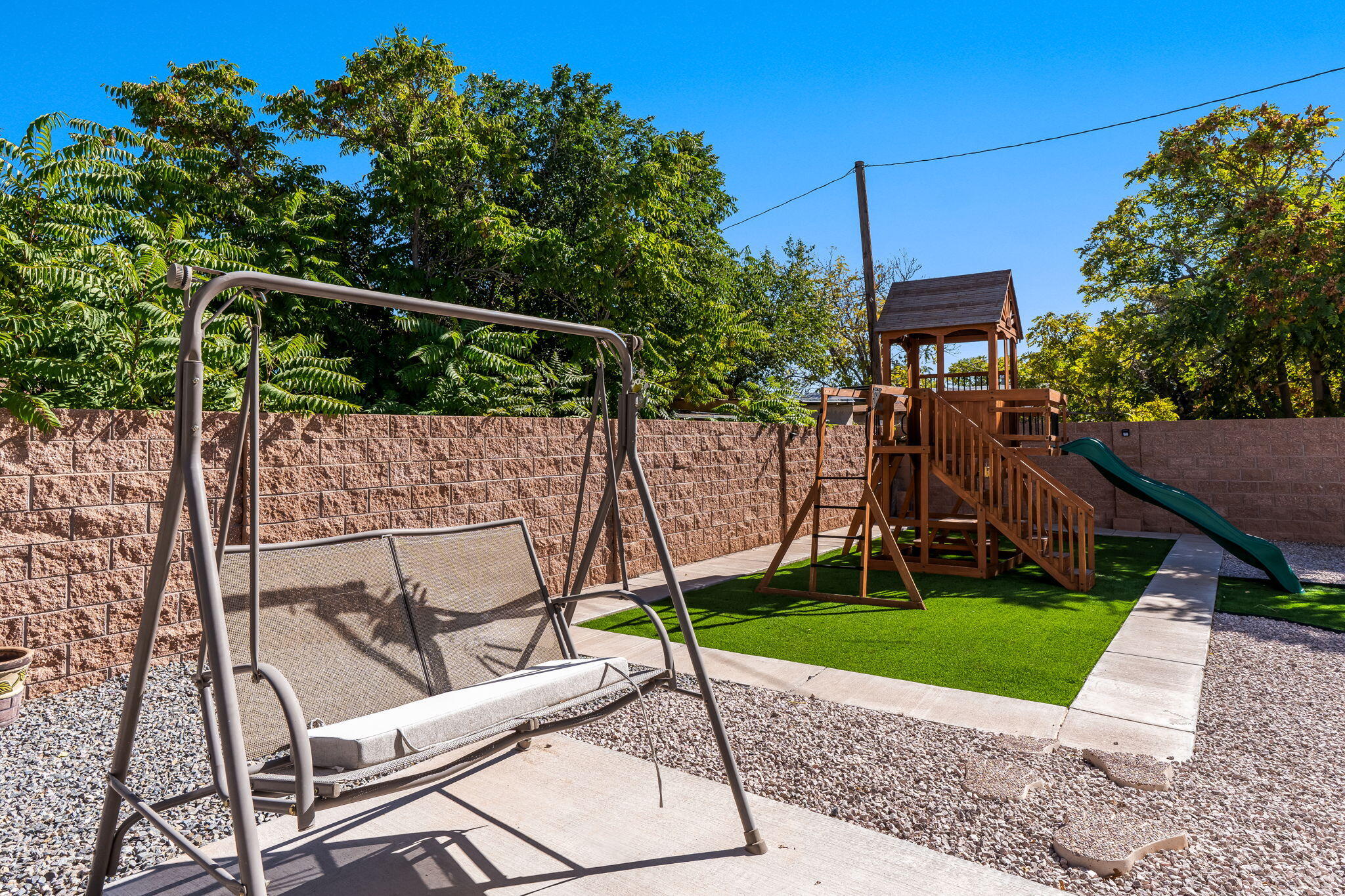 328 Camino Siete Road SW