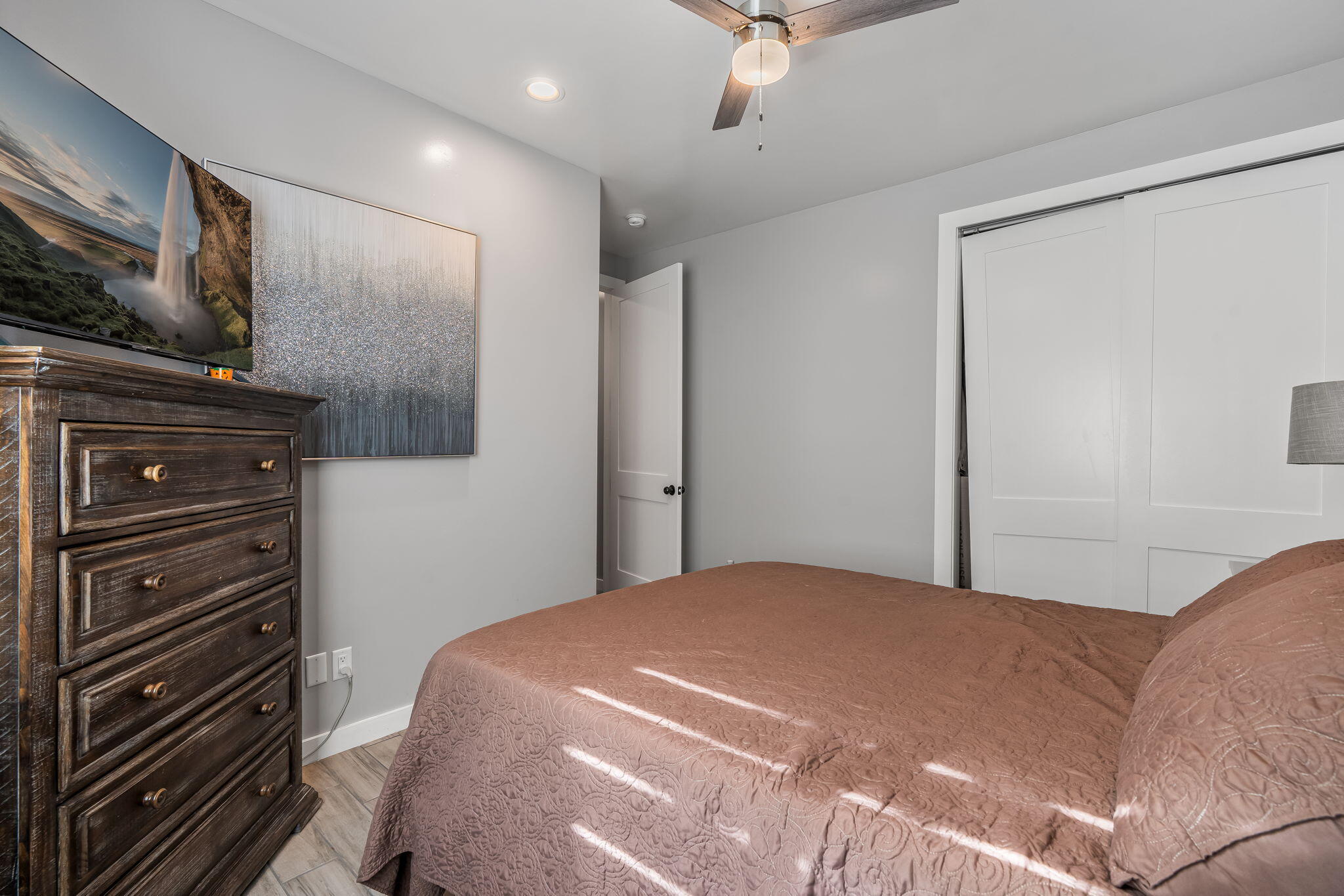 328 Camino Siete Road SW